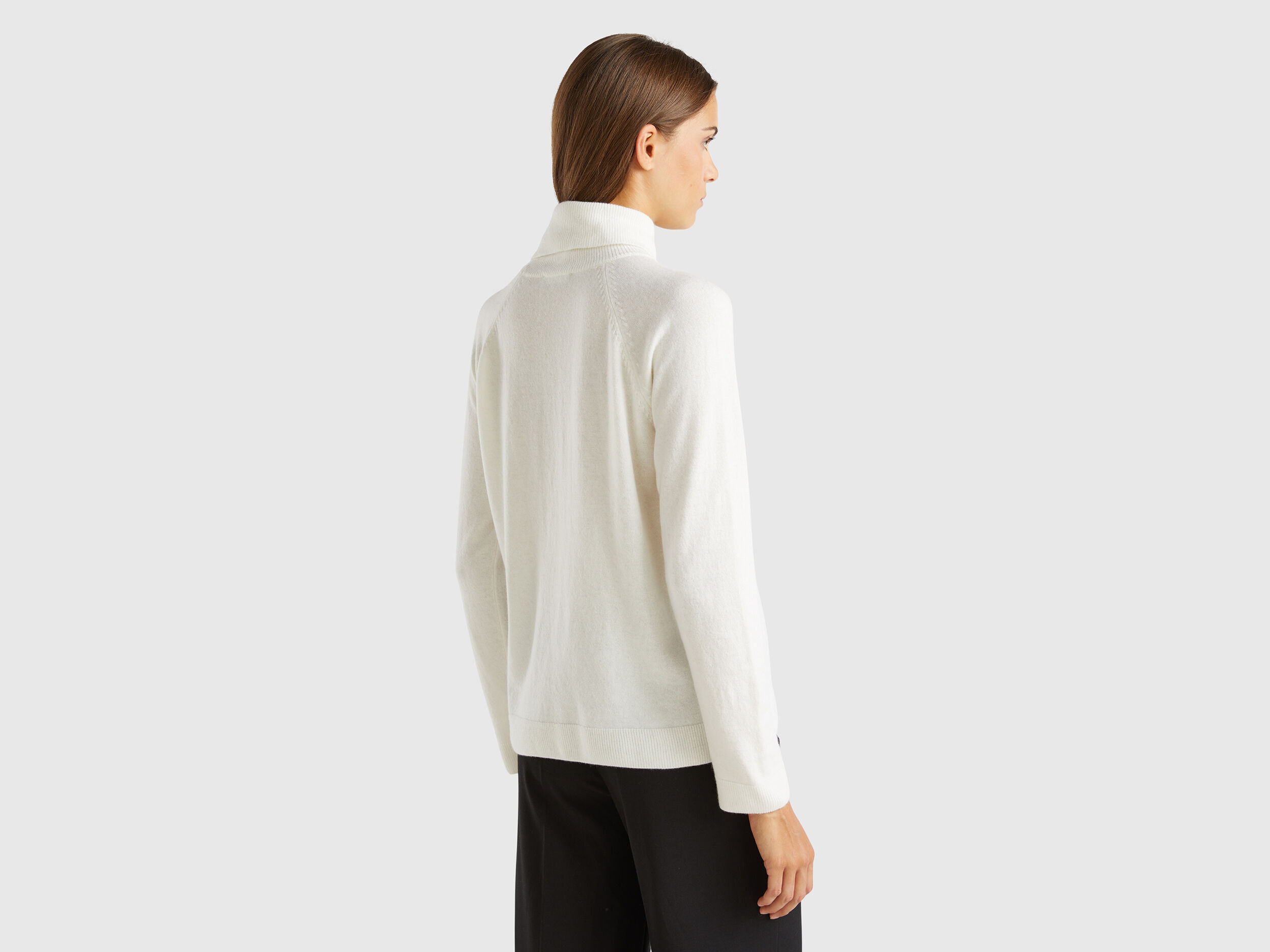 White cashmere turtleneck top