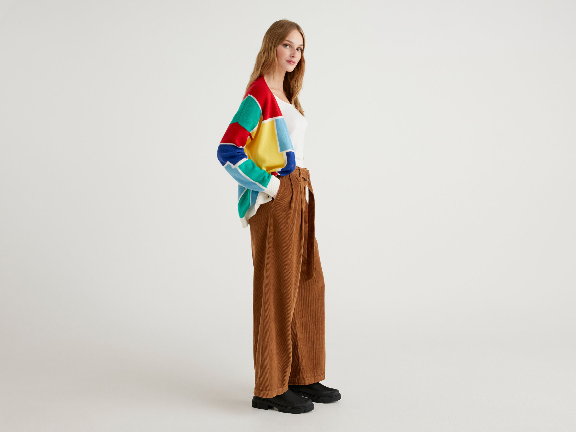 JCCxUCB oversized trousers in velvet image number 3