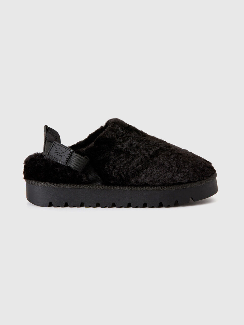 Ucb 2024 black loafers
