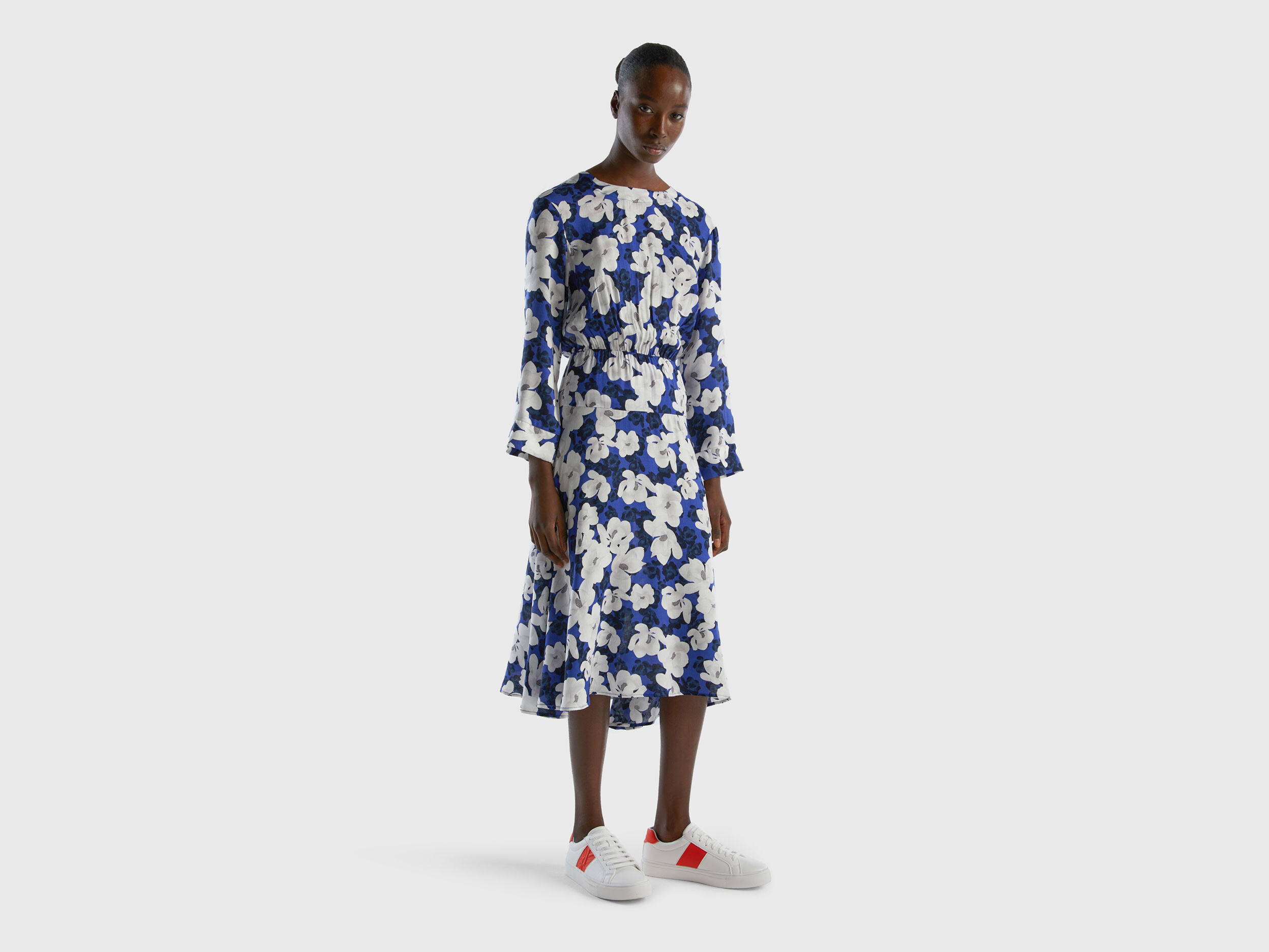 Flowy floral dress clearance