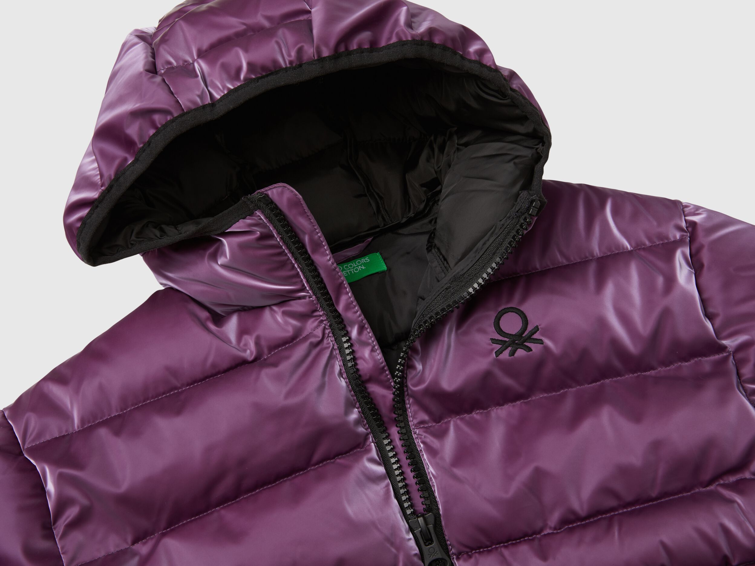 ディズニープリンセスのベビーグッズも大集合 in jacket Drawstring shiny Benetton | Mauve - nylon パーカー