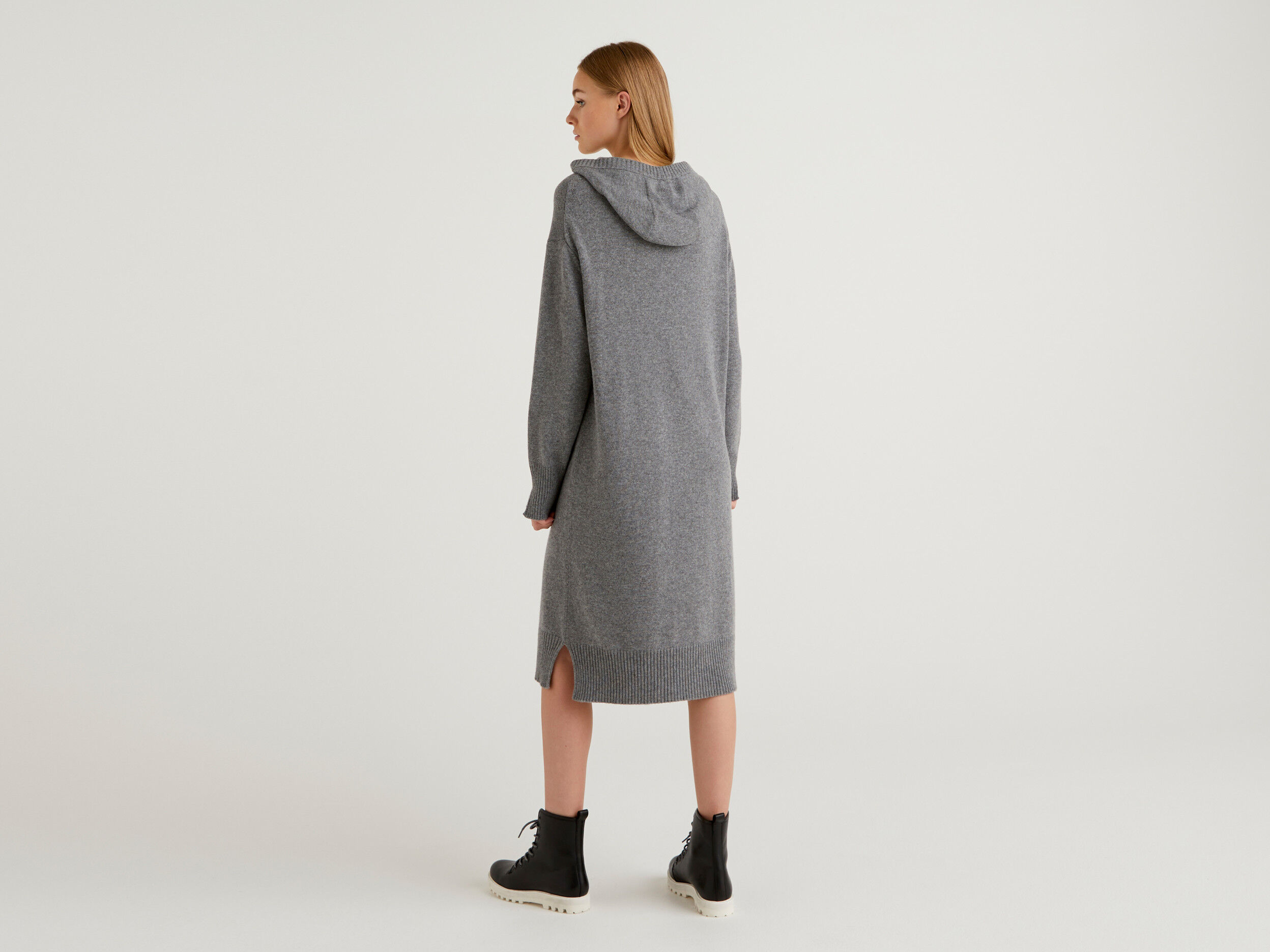 Hooded knit dress 2025