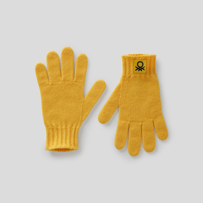 Gloves in stretch wool blend