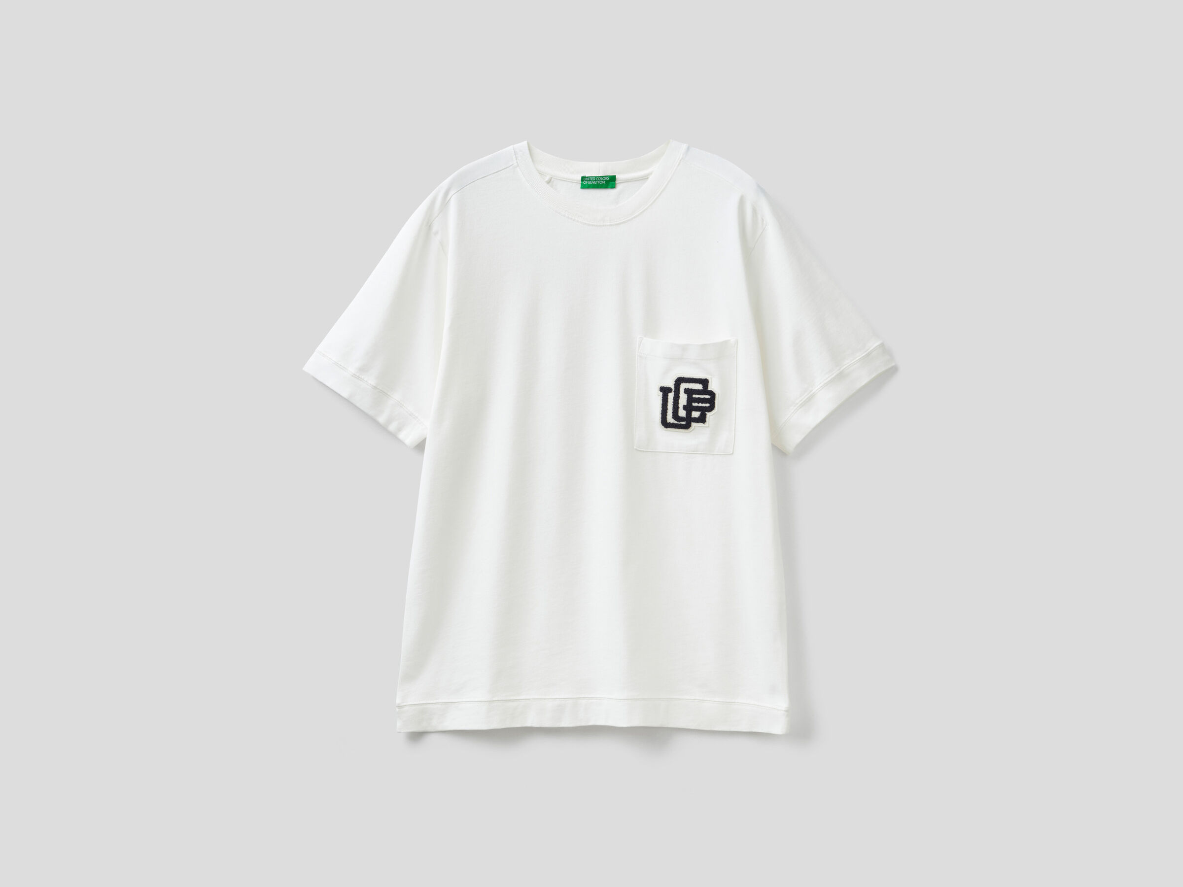 T-shirt in warm cotton with patch image number 4