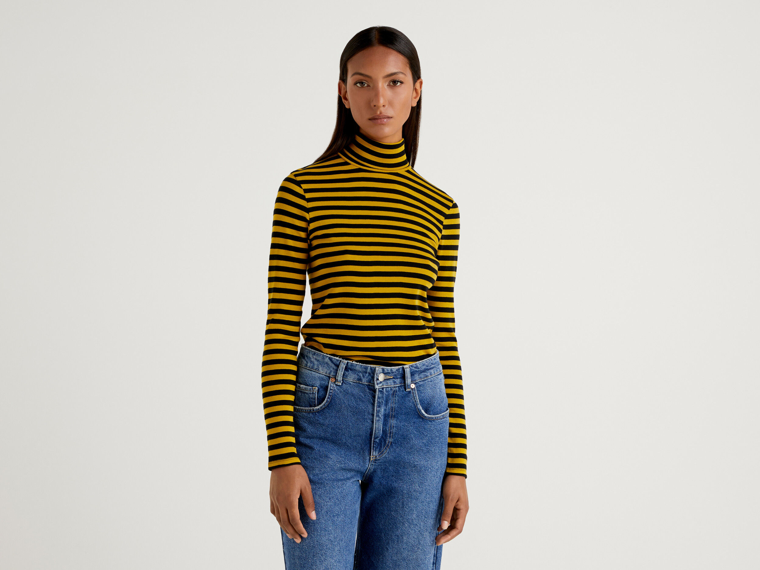 Black and yellow striped deals turtleneck