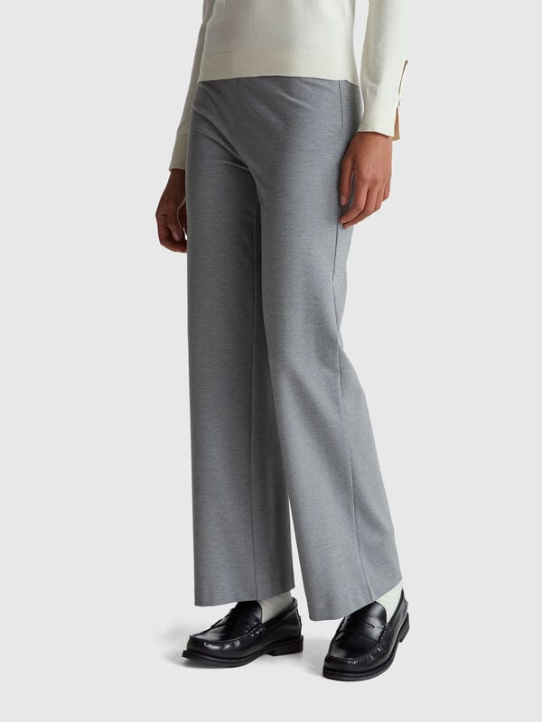 Pantalones clásicos de corte recto Mujer