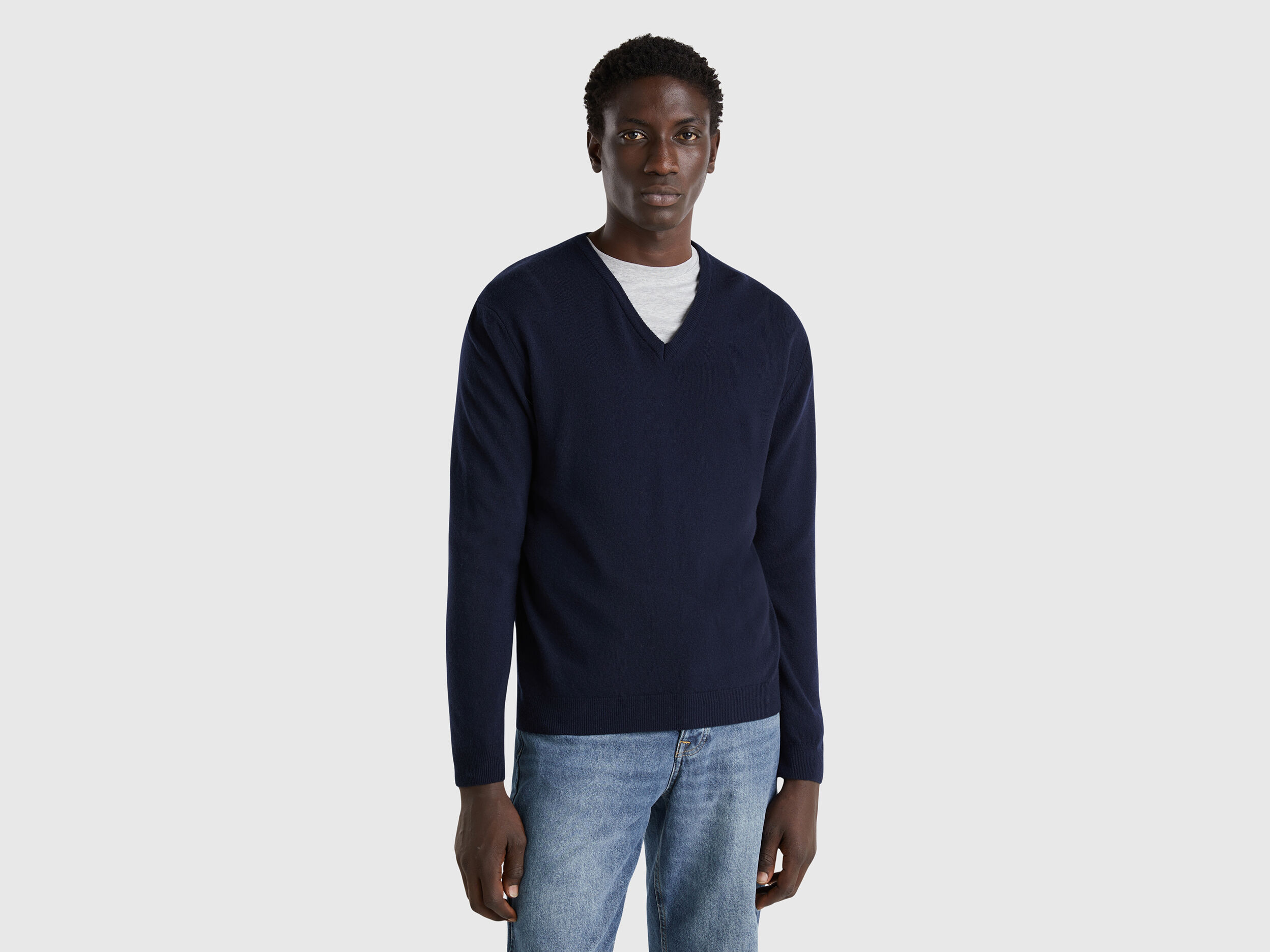 V Neck Merino Wool Sweater Men Benetton