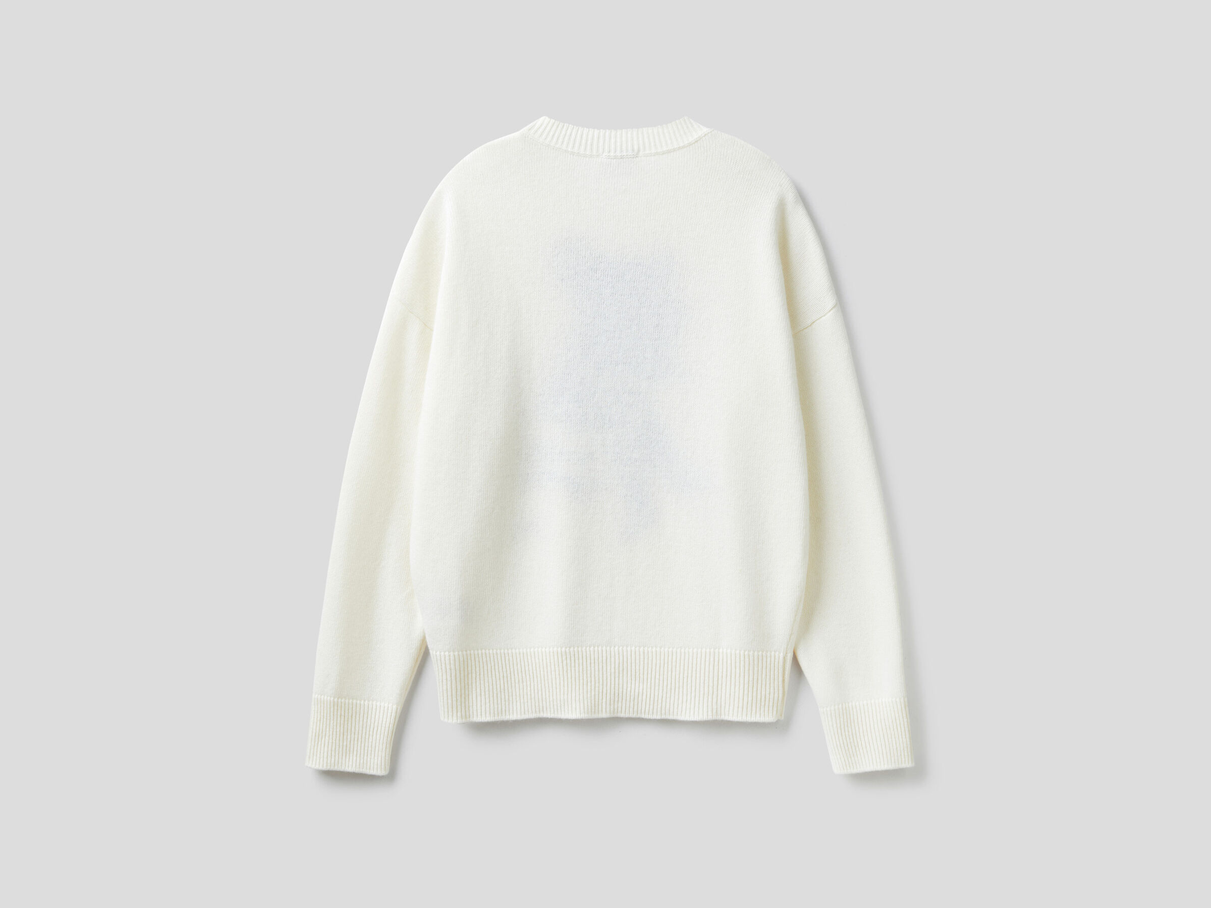 JCCxUCB sweater with bear inlay image number 6