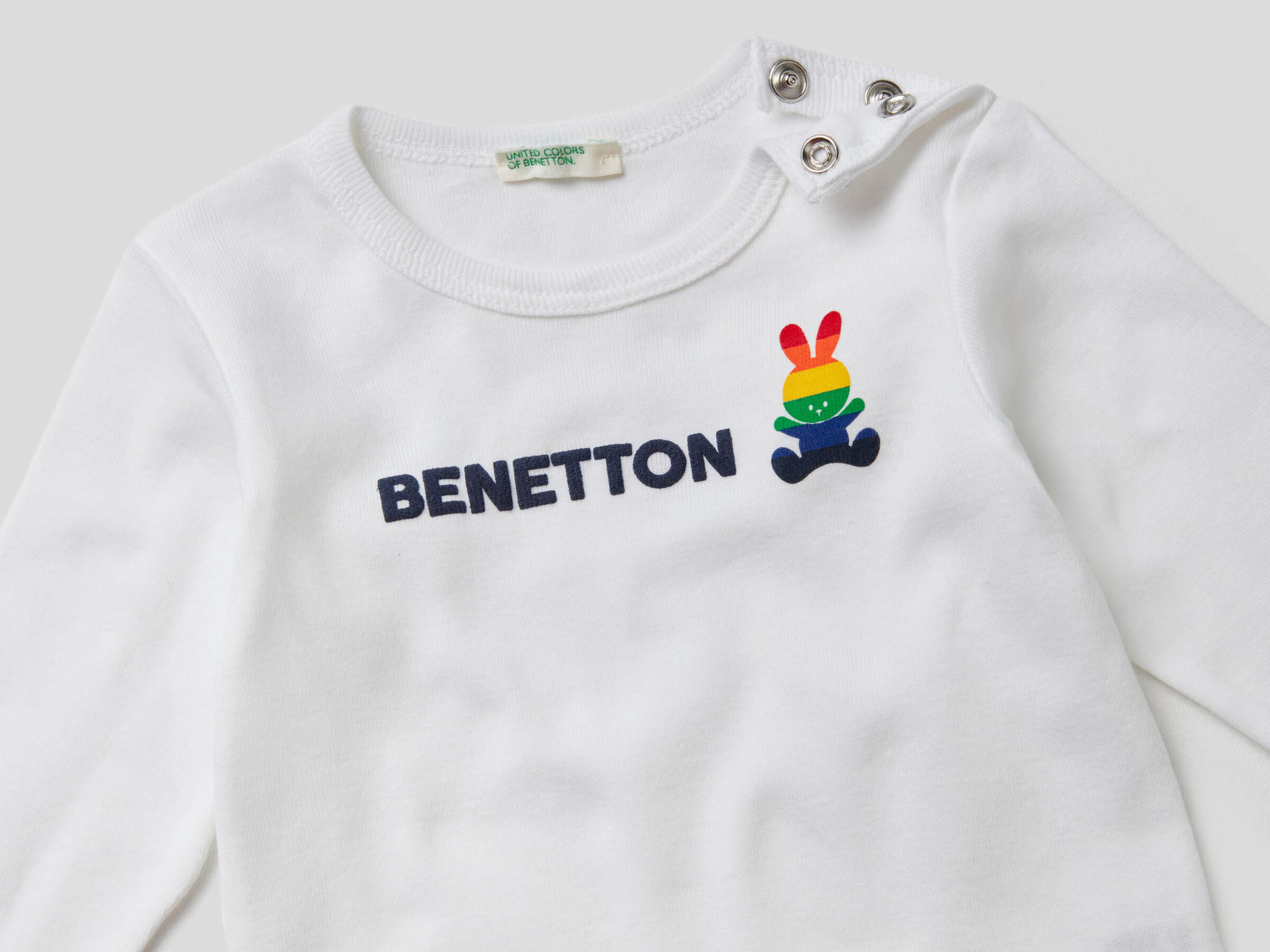Long sleeve t-shirt with print image number null