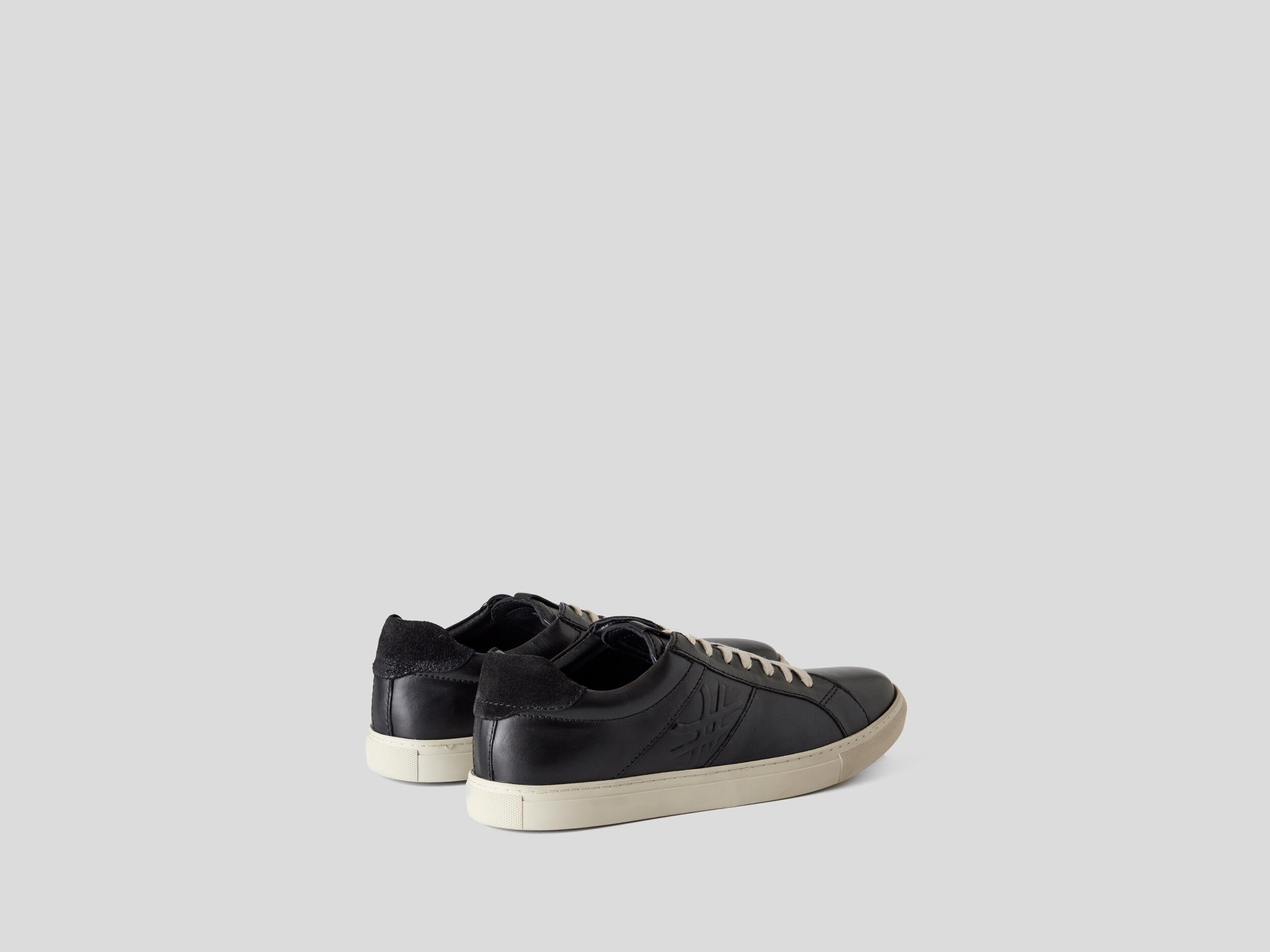 Benetton shoes clearance black