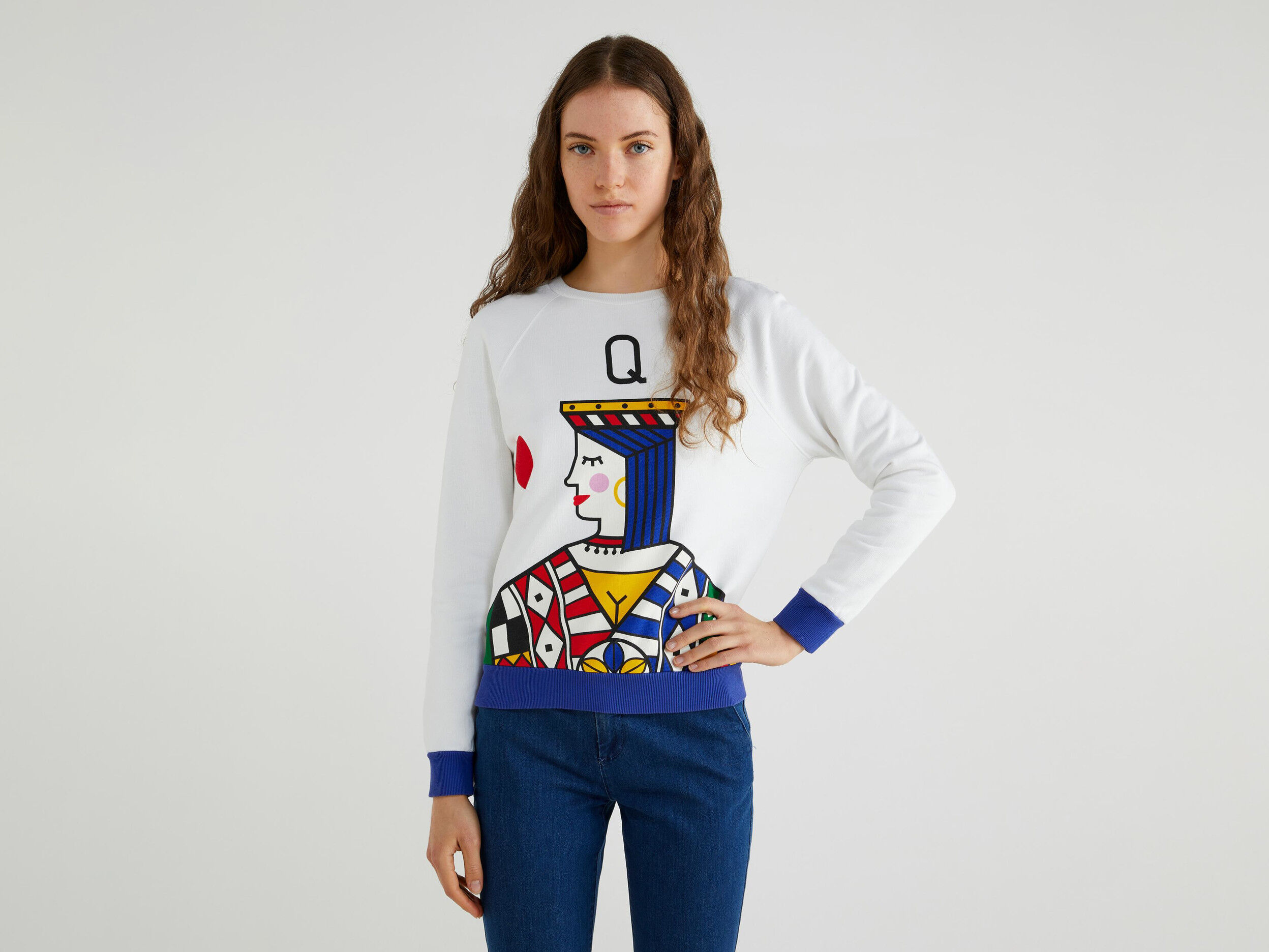 Queen of hearts sweater clearance
