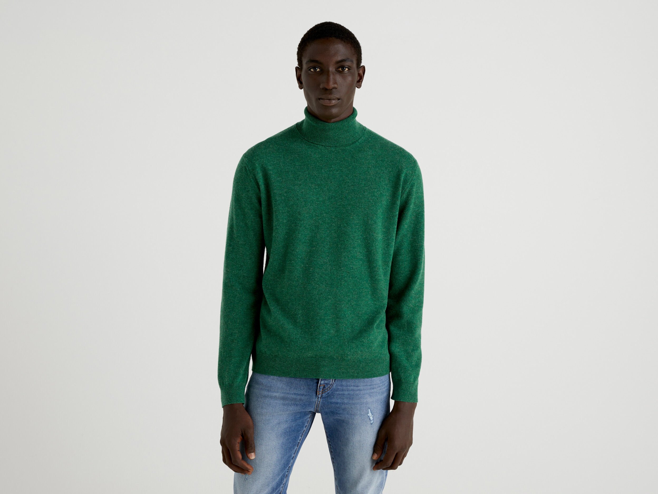 Dark green turtleneck in pure Merino wool - Dark Green | Benetton