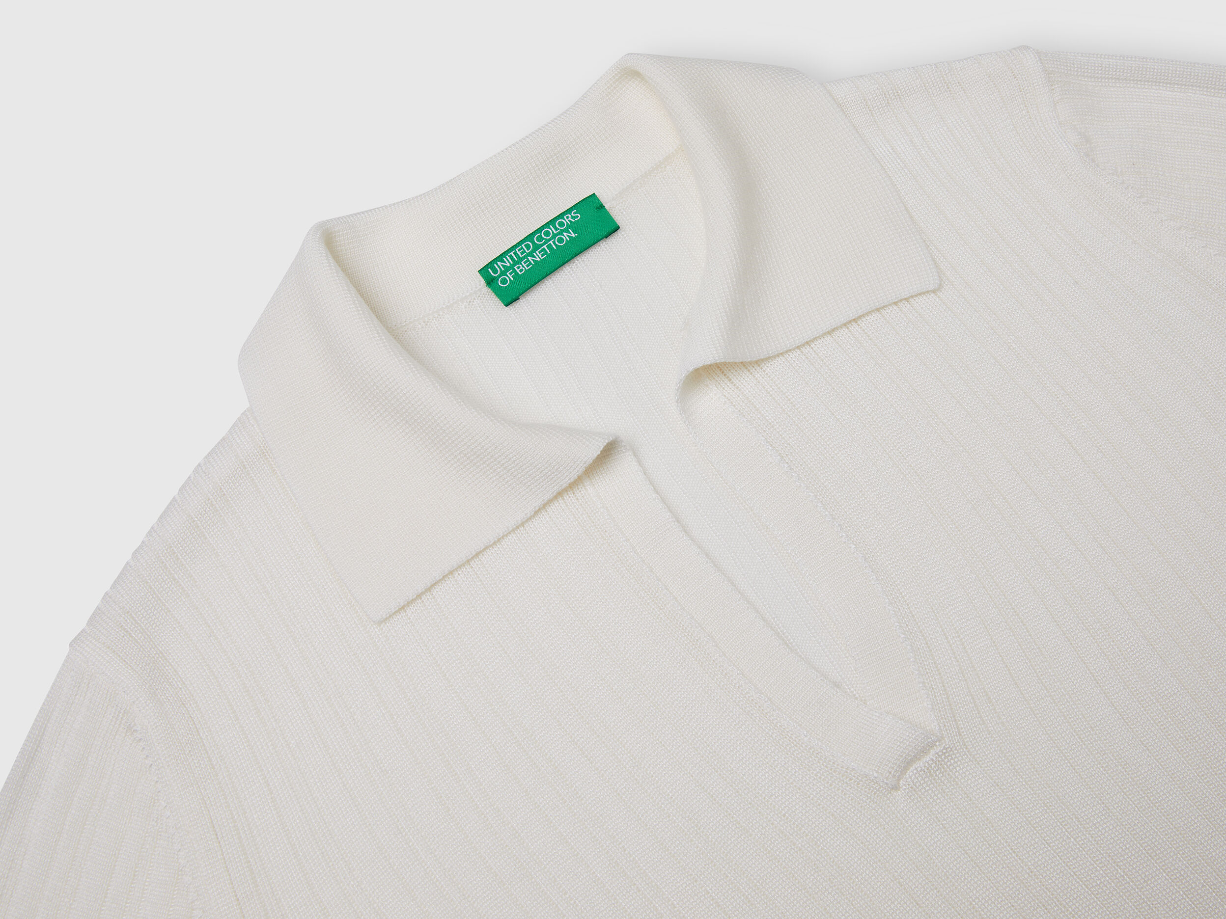 2025年新作アイテムが続々登場 Short sleeve knit polo - White | Benetton メンズウェア