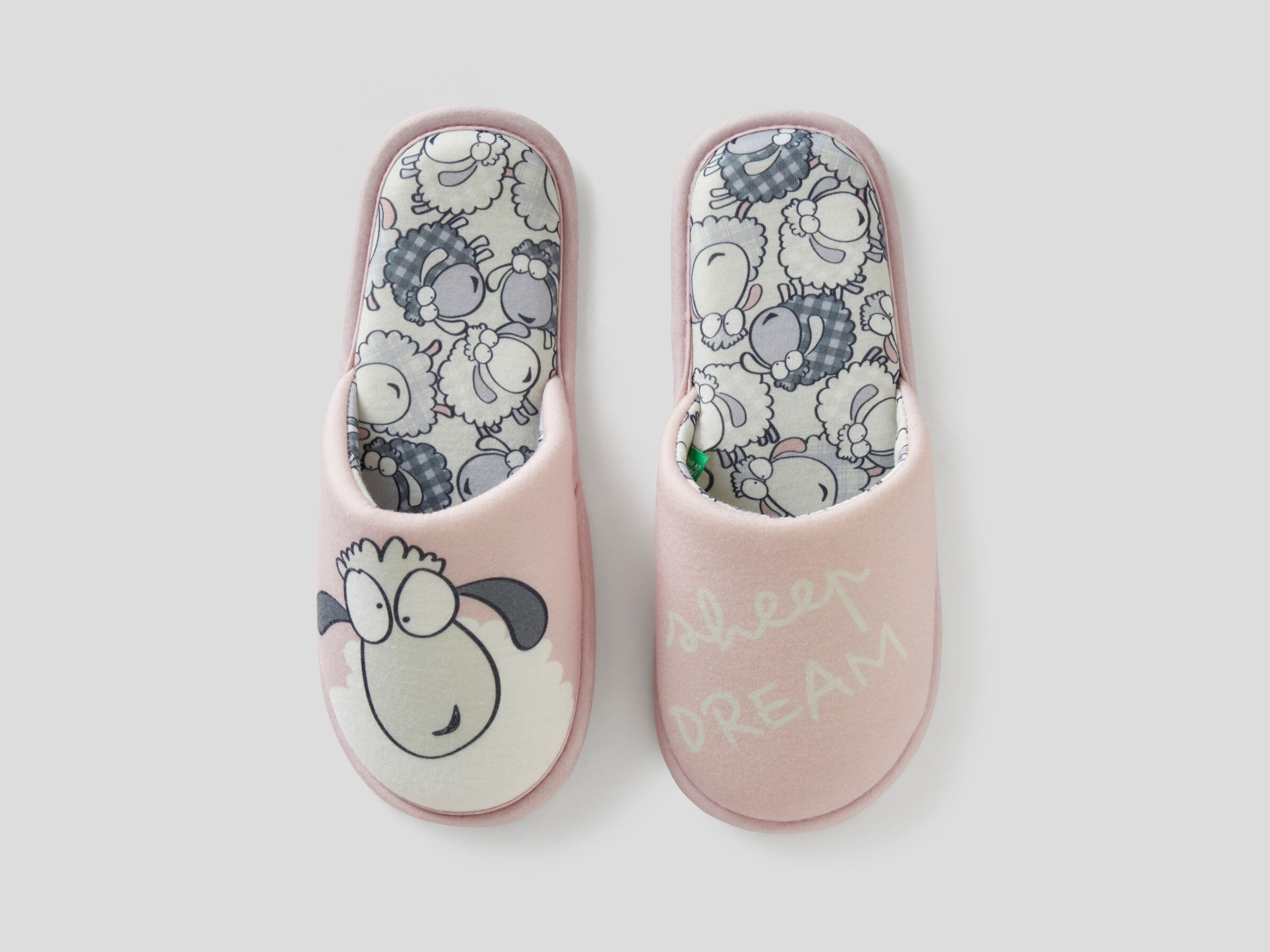 Slippers with sheep print image number 4