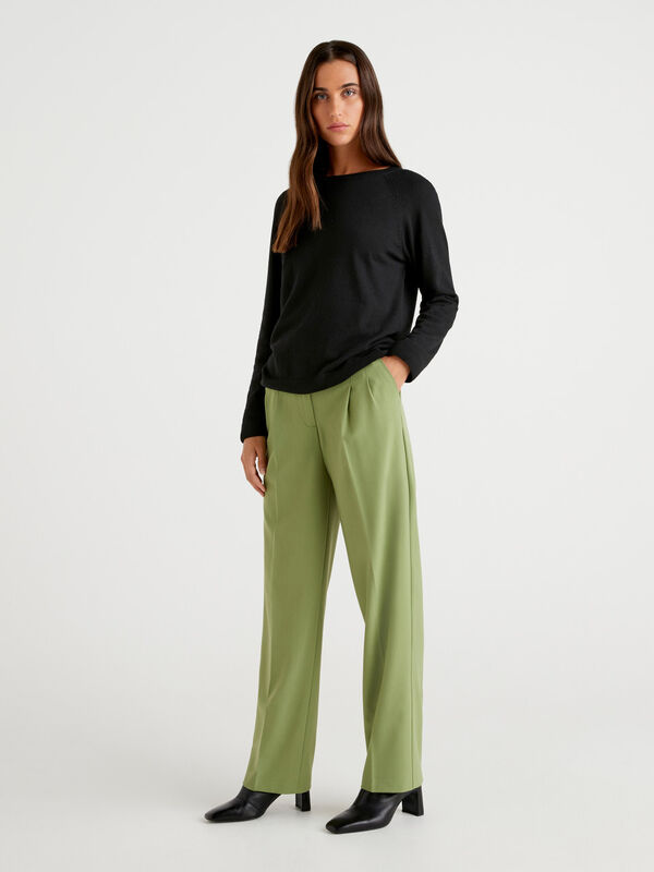 High-waisted wide trousers Women