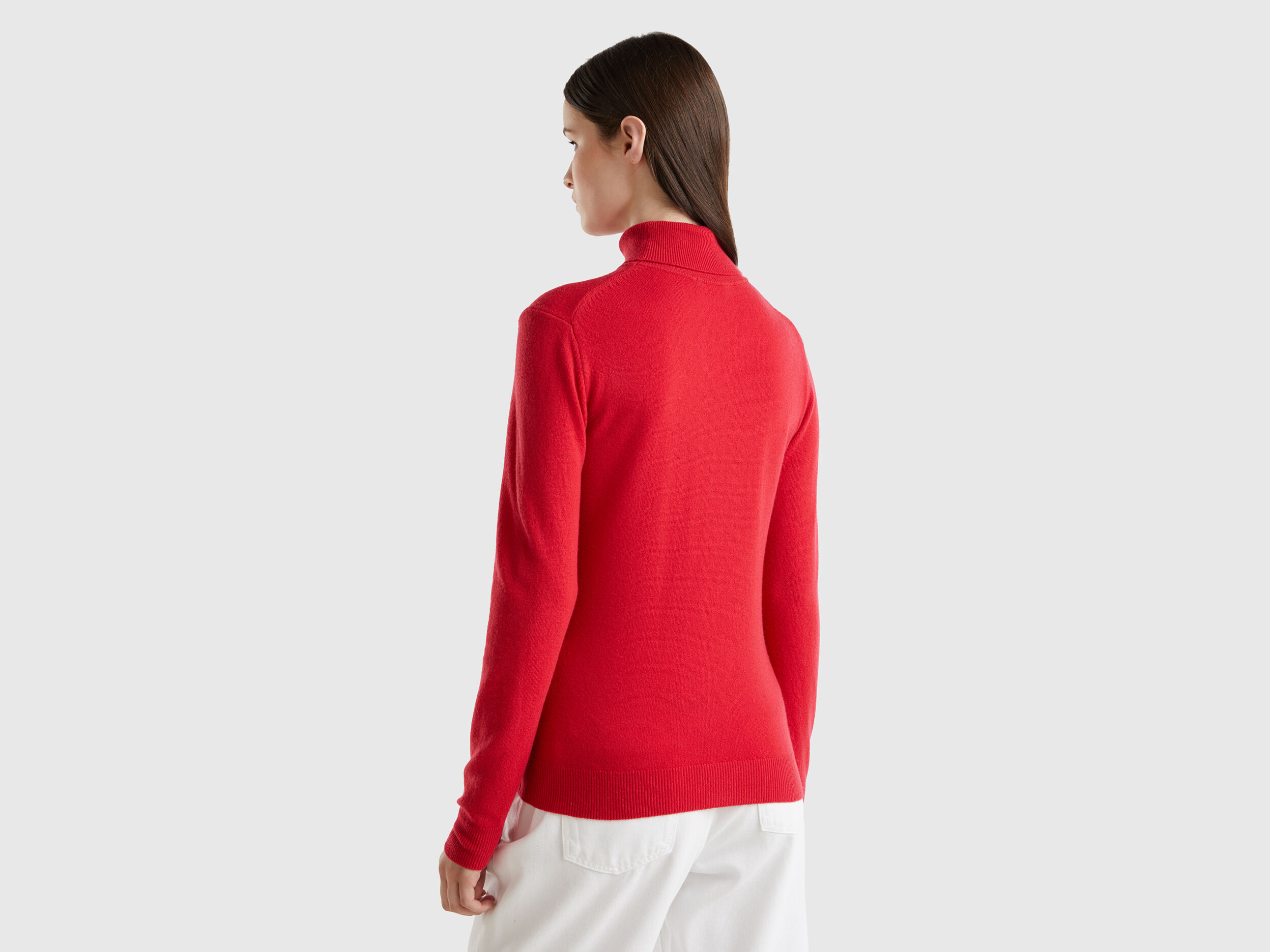 Red plum turtleneck sweater in pure Merino wool - Red | Benetton