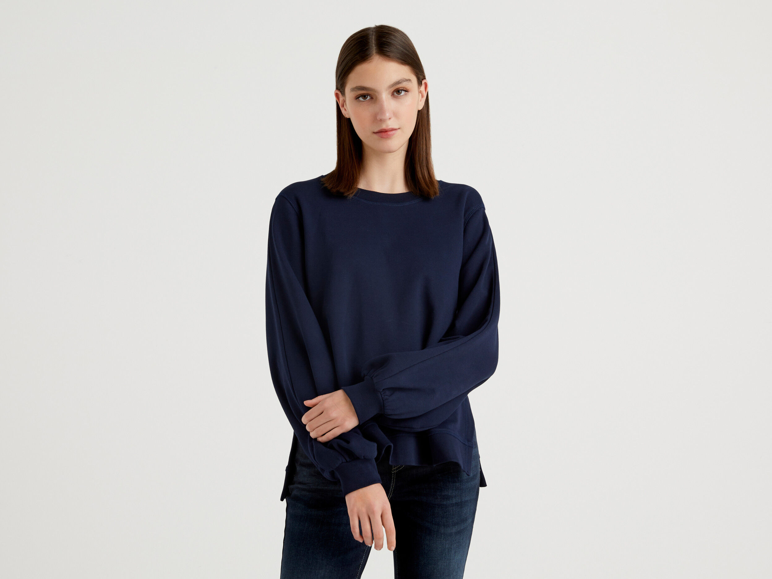 Sweatshirt best sale puff sleeves