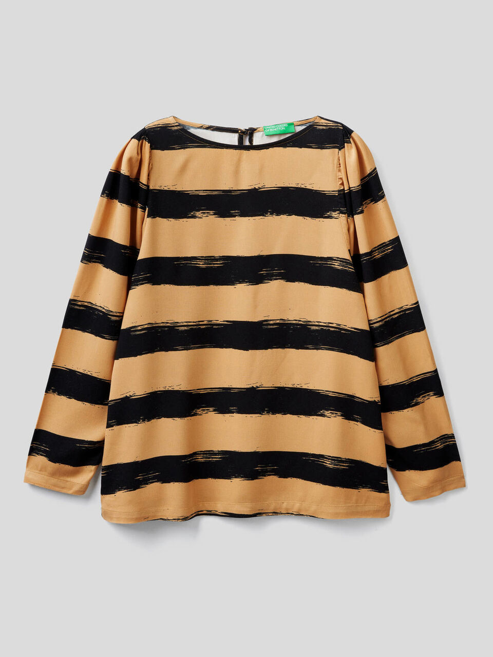 Blouse with print image number null