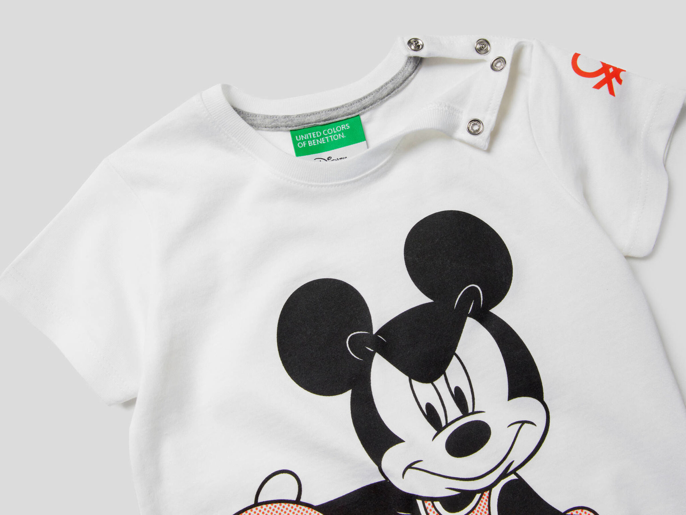 100% cotton t-shirt with Disney print image number null