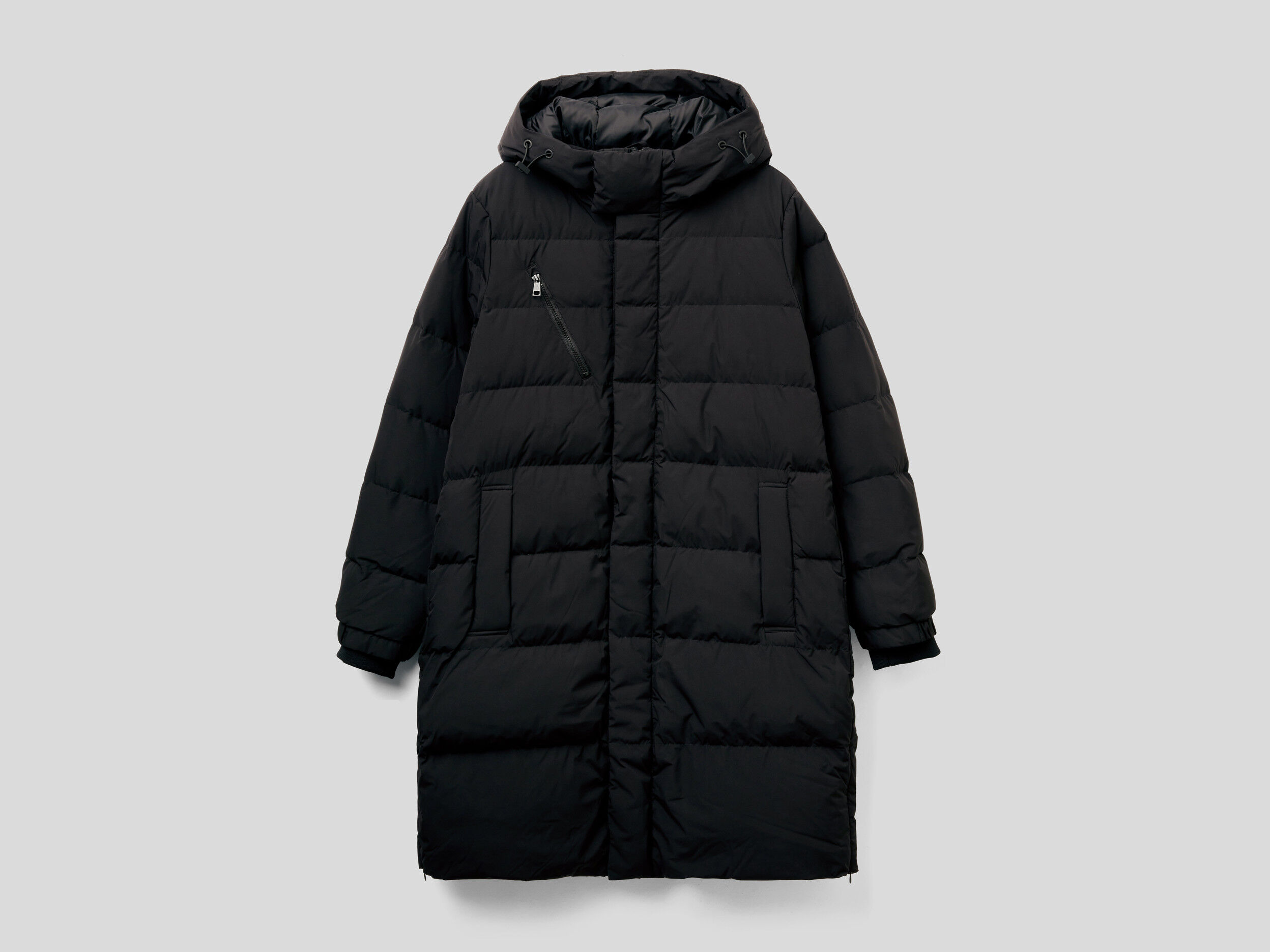 Long puffer jacket with recycled feathers - Black | Benetton