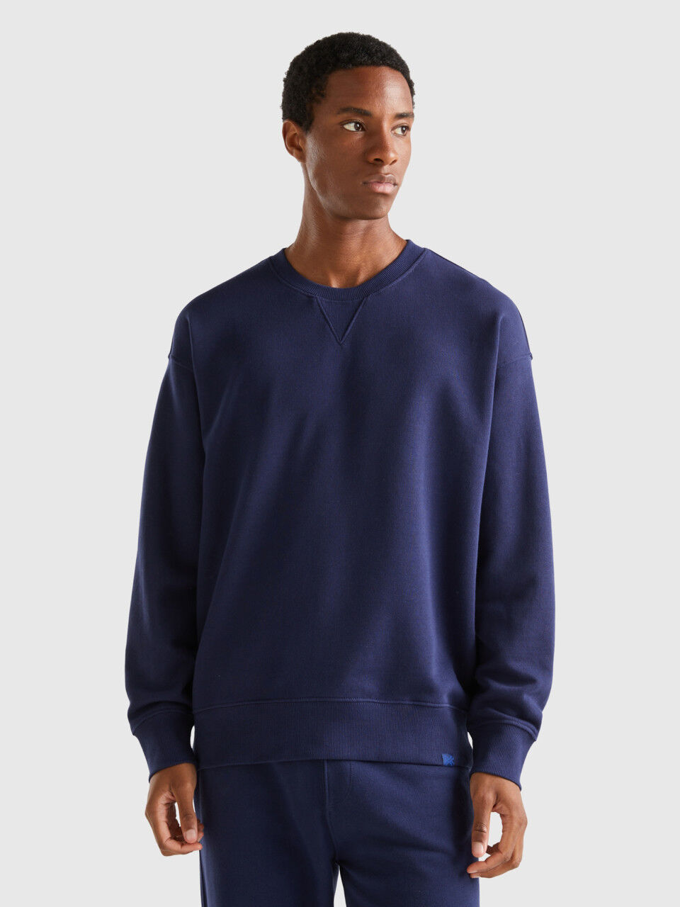 Blue pullover sweatshirt store