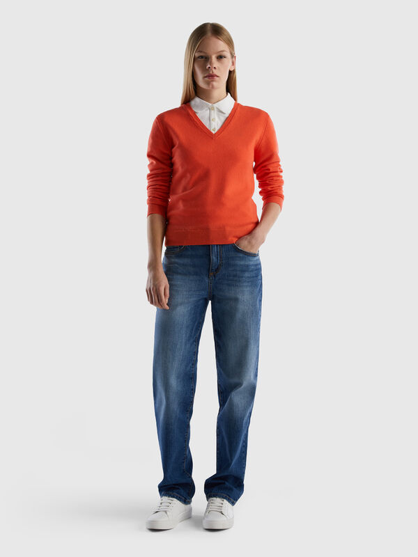 Coral V-neck sweater in pure Merino wool Women