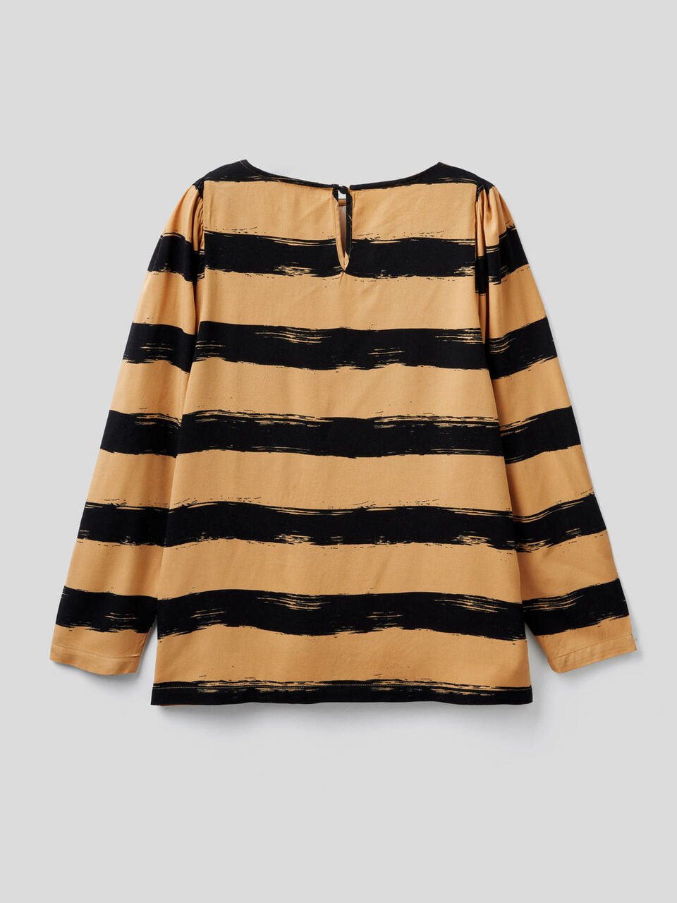 Blouse with print image number null