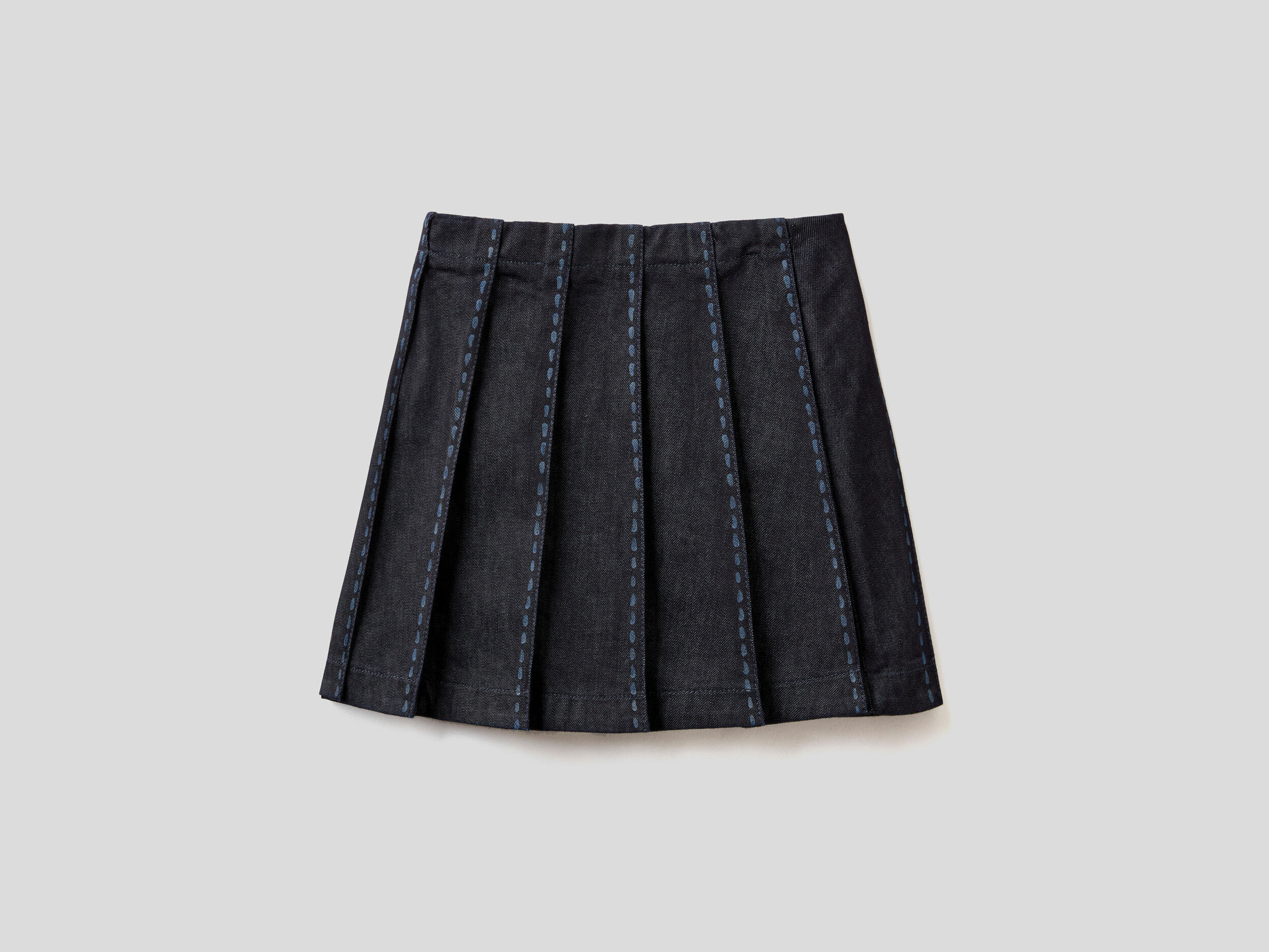 Black denim skirt juniors hot sale
