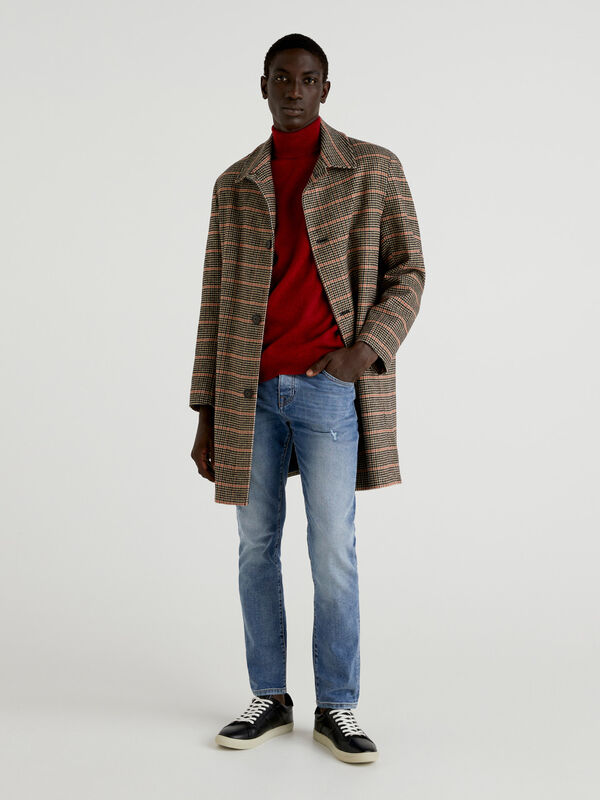 Check coat in wool blend Men