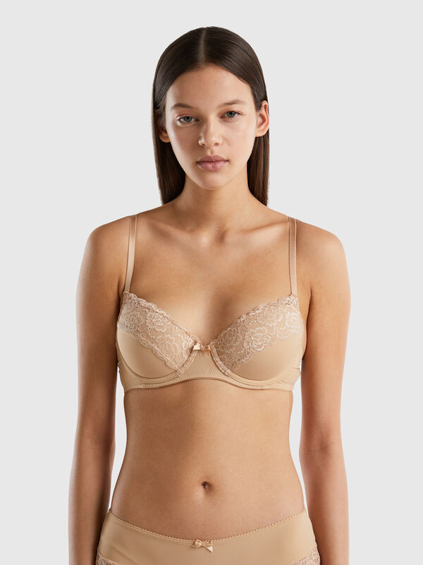Padded bra with lace Women