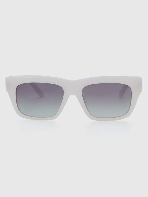 Gafas de sol rectangulares blancas
