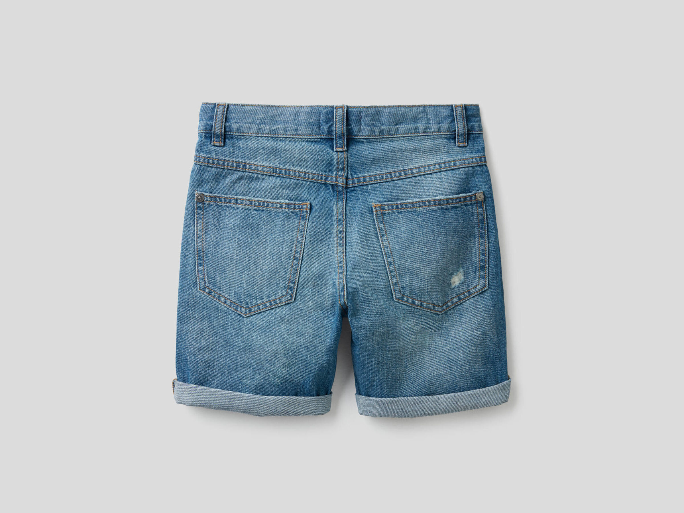 Worn look bermuda jeans image number null