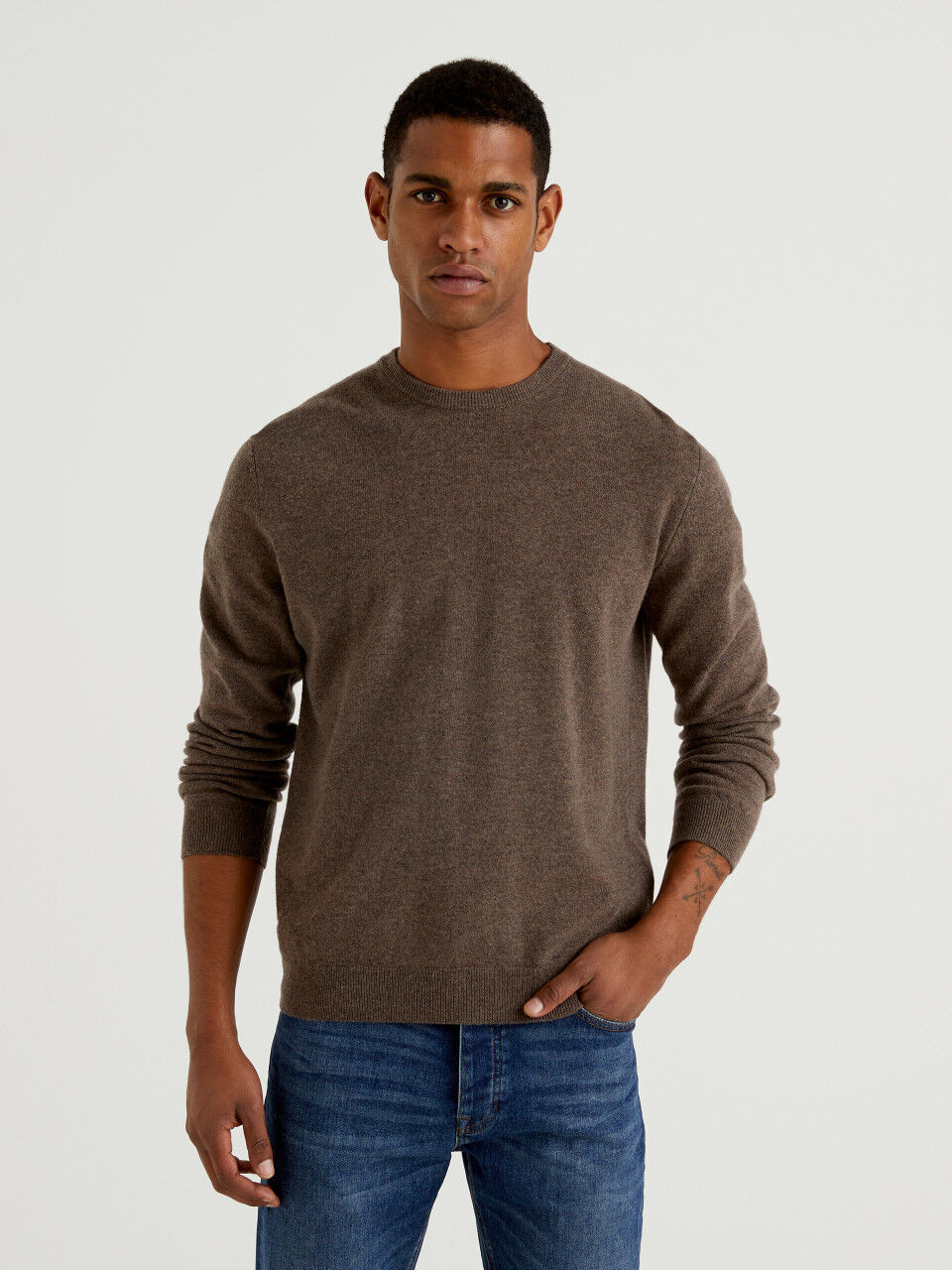 Brown crew neck sweater in pure Merino wool