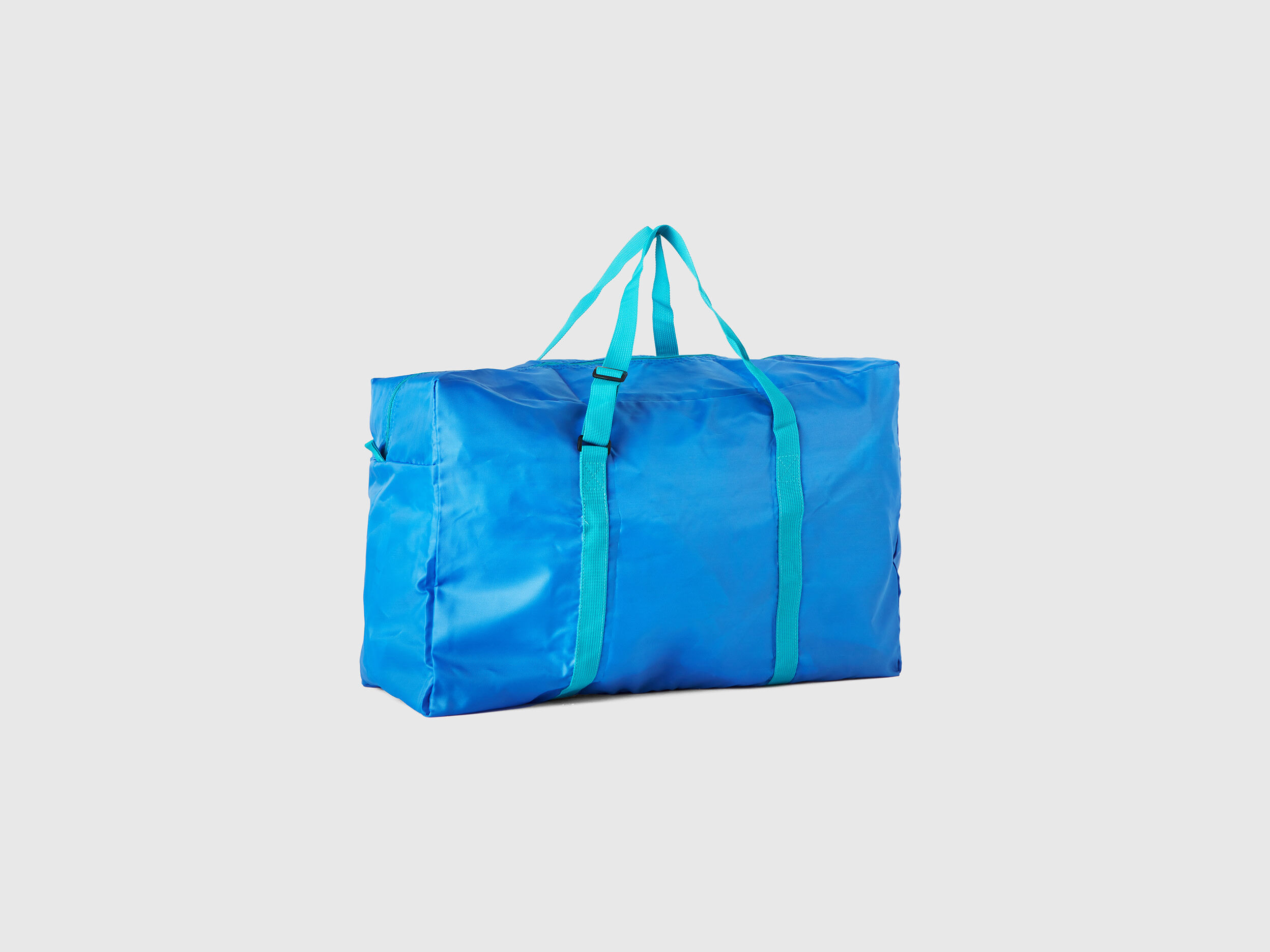 Benetton travel bag deals