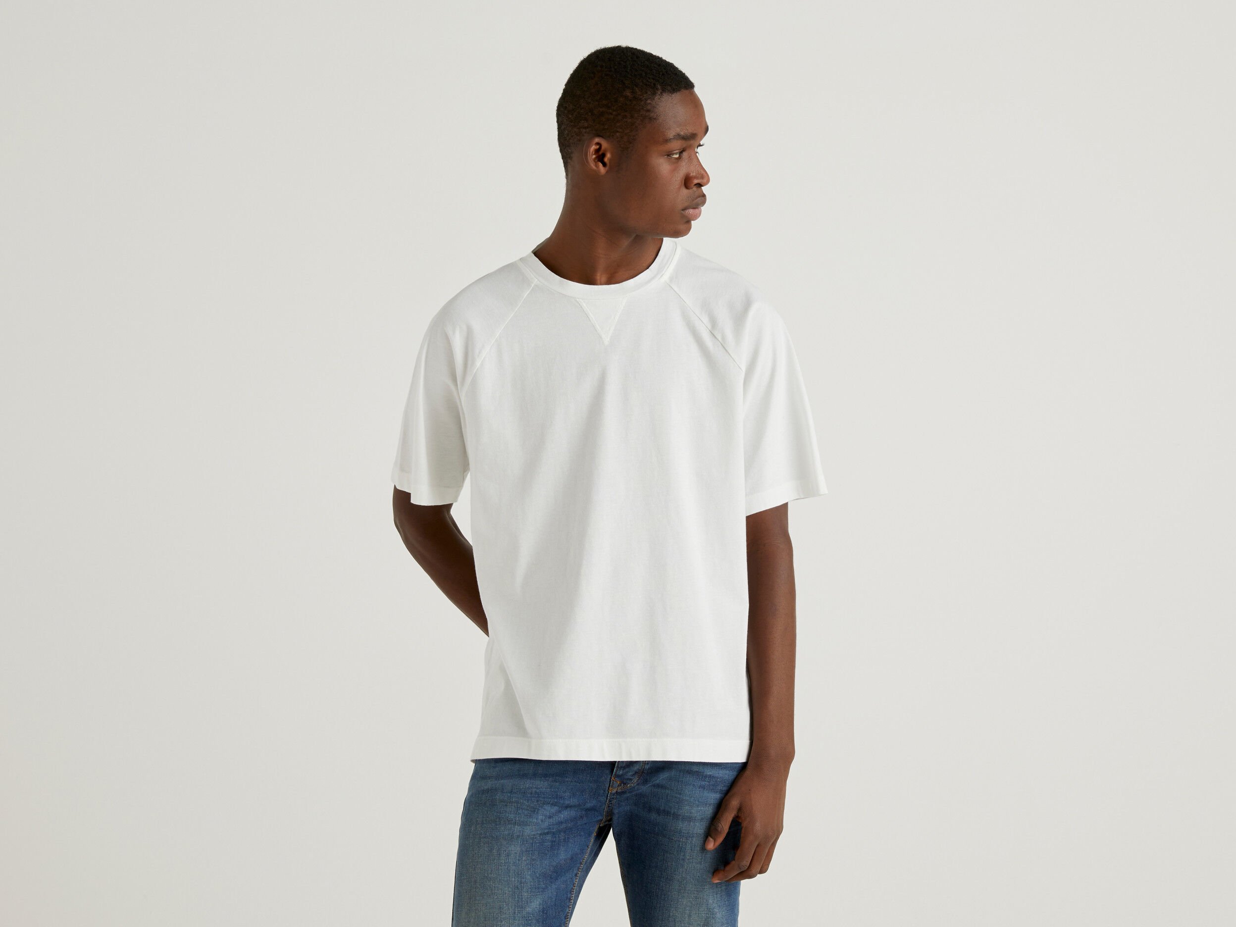 White deals raglan shirt