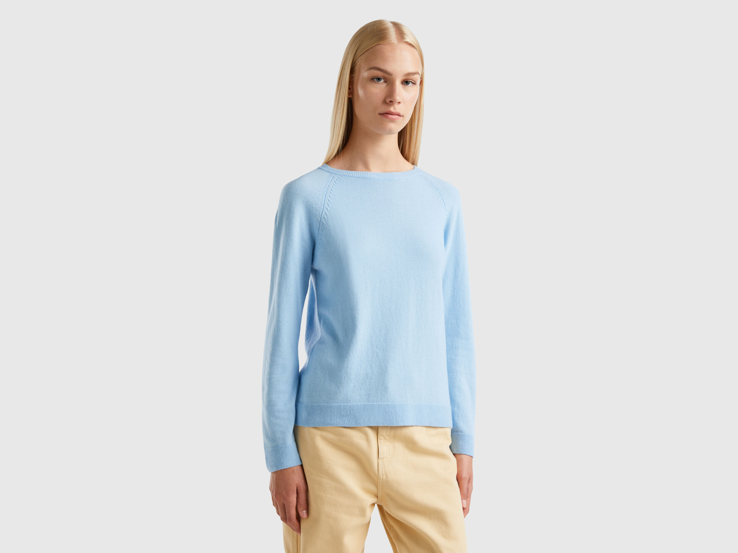 Light blue cashmere sweater online