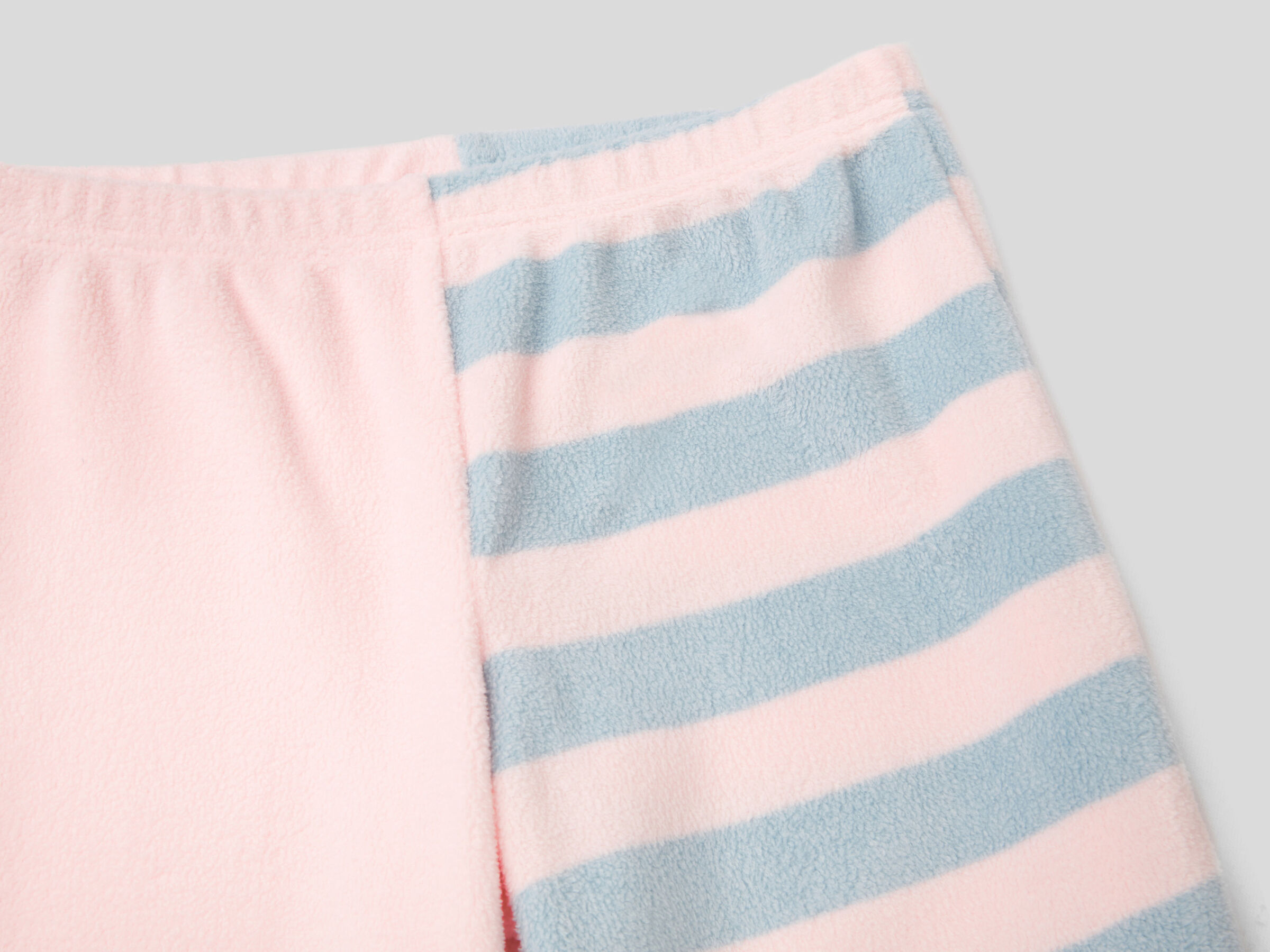 Striped pyjamas in fleece image number 2
