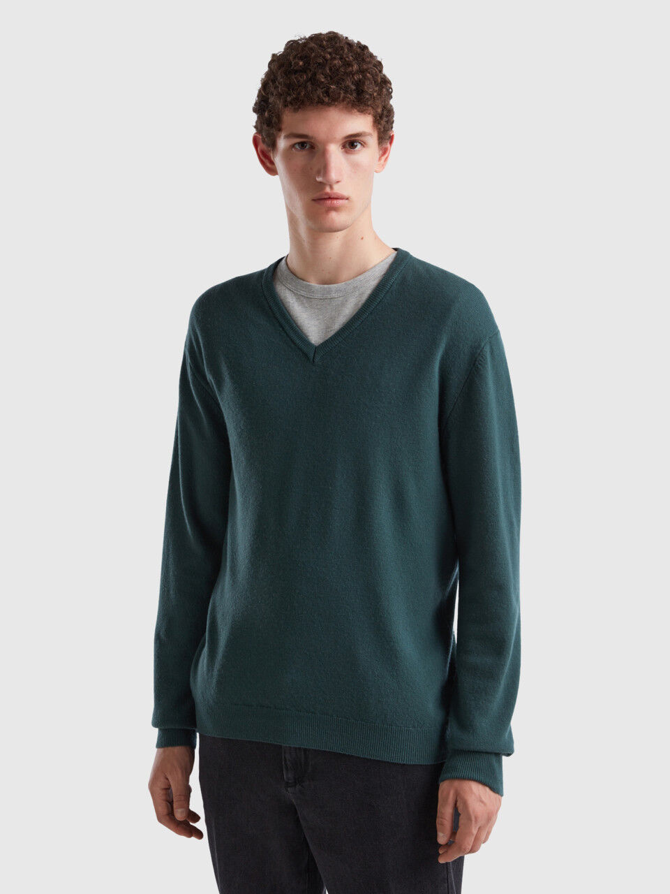 V Neck Merino Wool Sweater Men 2024 Benetton