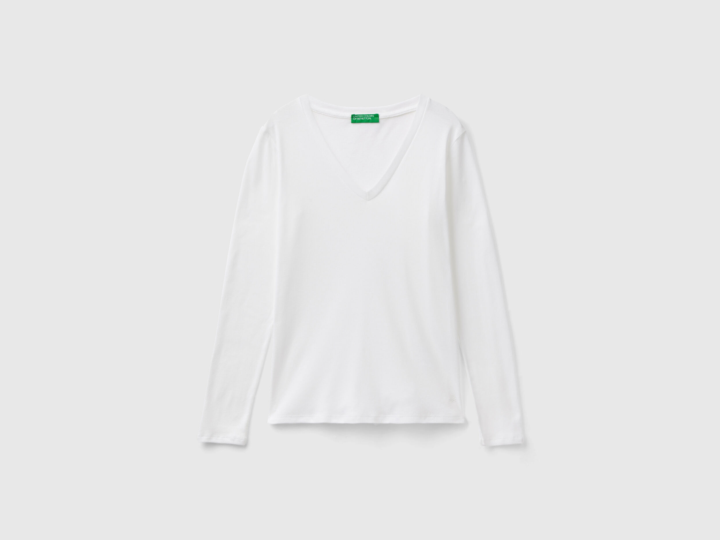 Long sleeve t shirt with V neck White Benetton