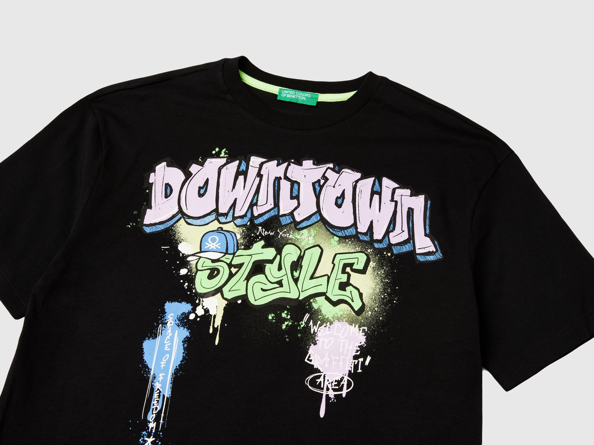 T shirt graffiti clearance