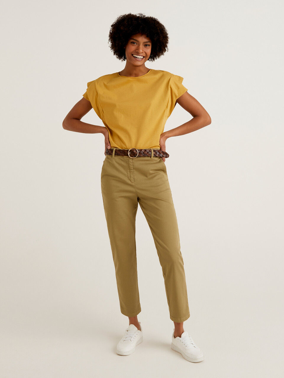 Benetton Pantalone 4gd757533 Pants in Natural Slacks and Chinos Save 21% Womens Trousers Slacks and Chinos Benetton Trousers 