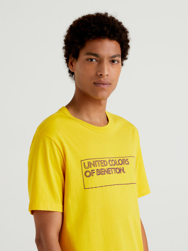 Yellow t-shirt in organic cotton with logo print Men