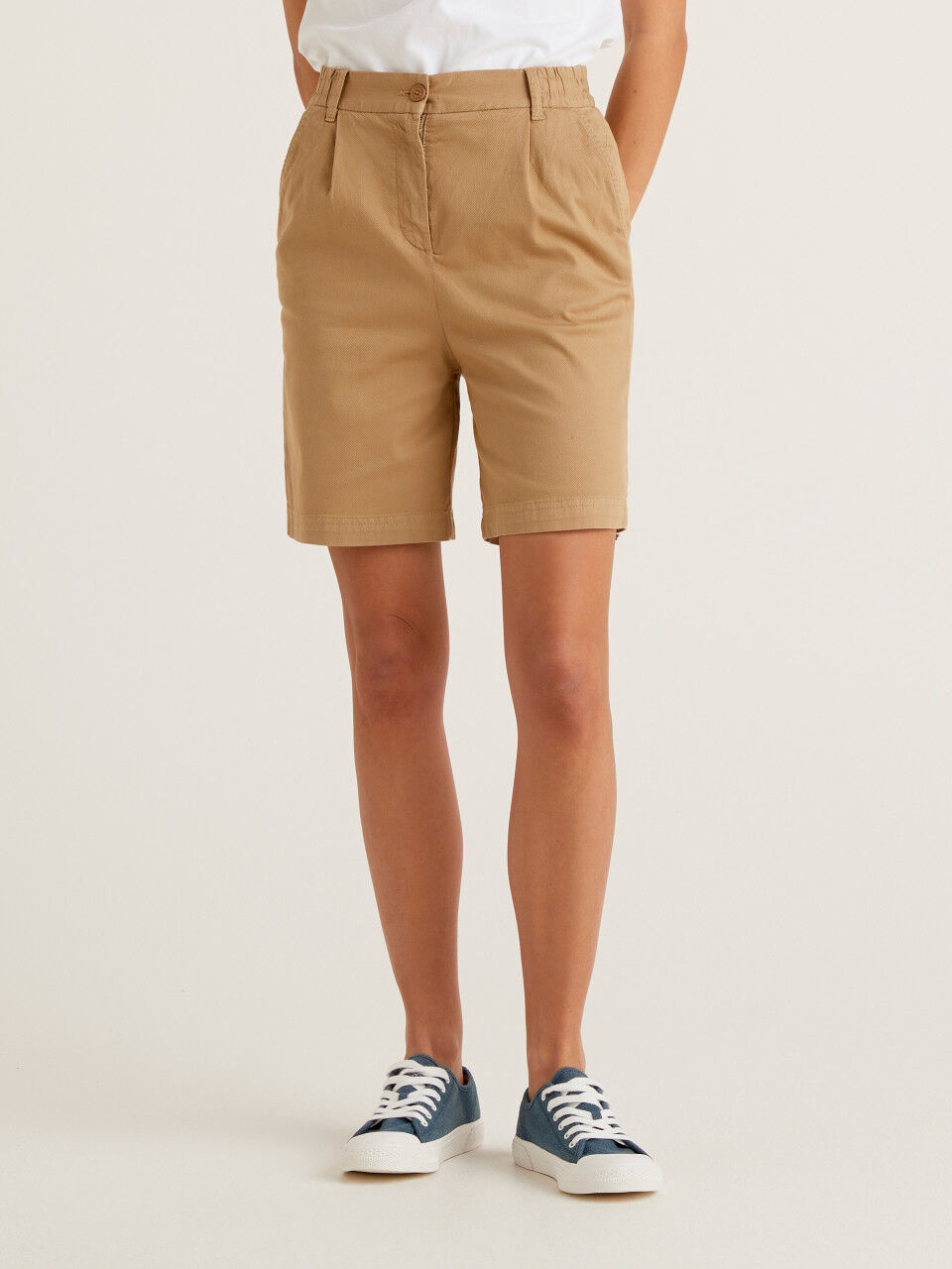 Mode Pantalons Shorts United Colors of Benetton Short motif \u00e0 carreaux style d\u00e9contract\u00e9 