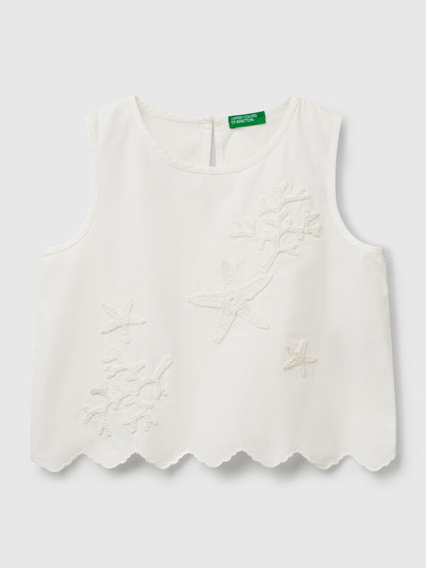 Top con parche de crochet Niña