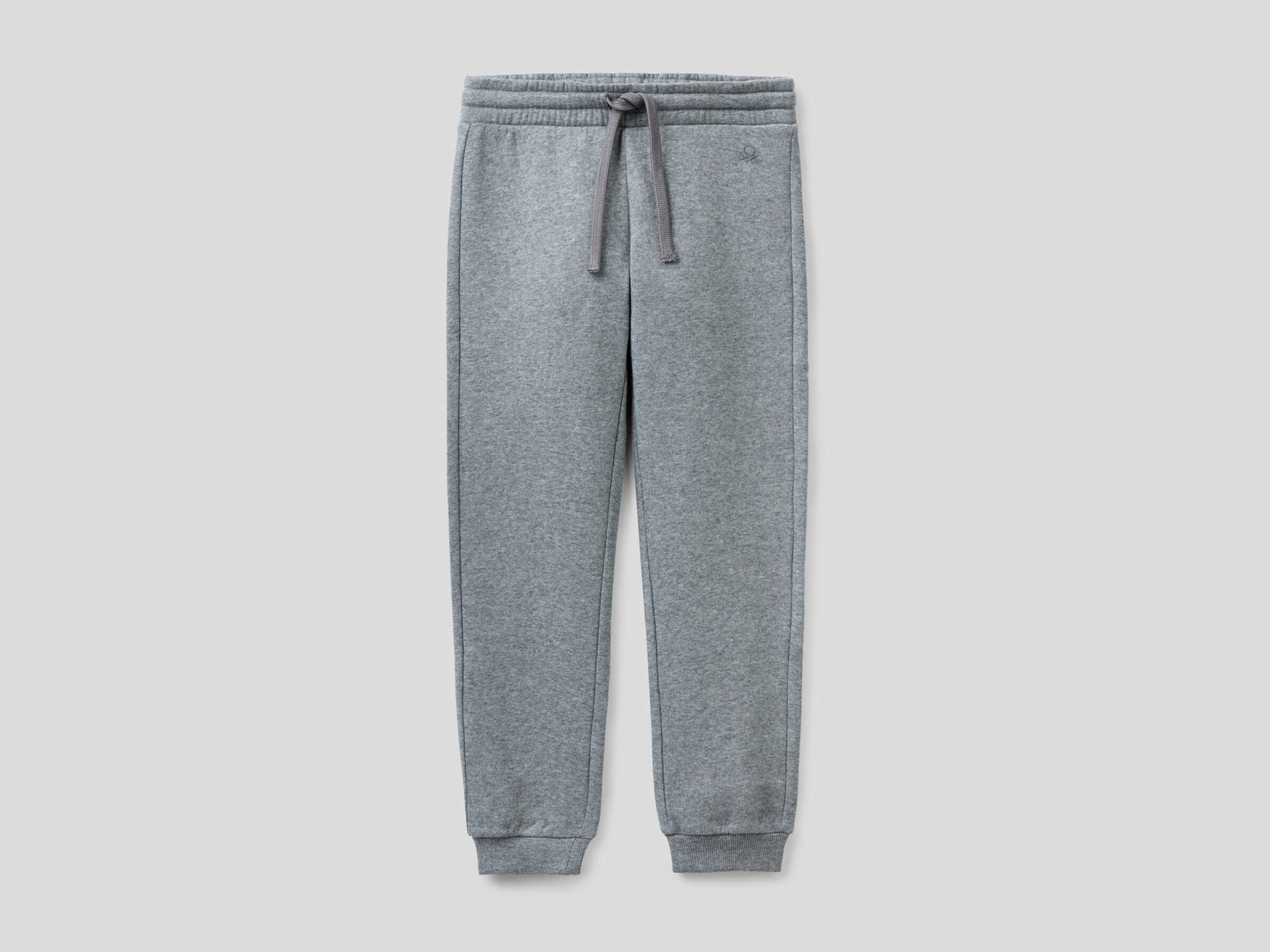 Solid colored sweatpants image number null