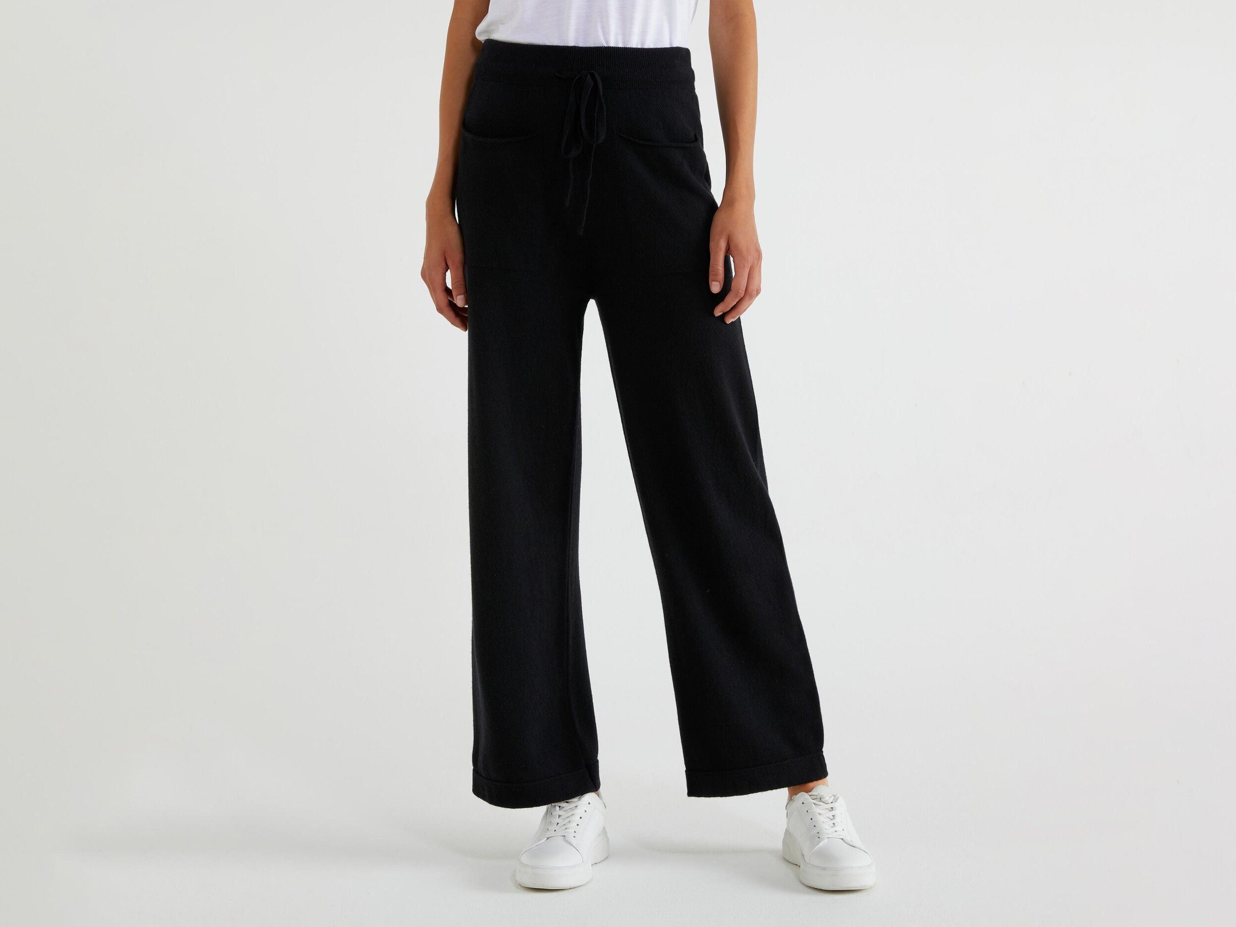 Women's black knit pants with pockets clearance