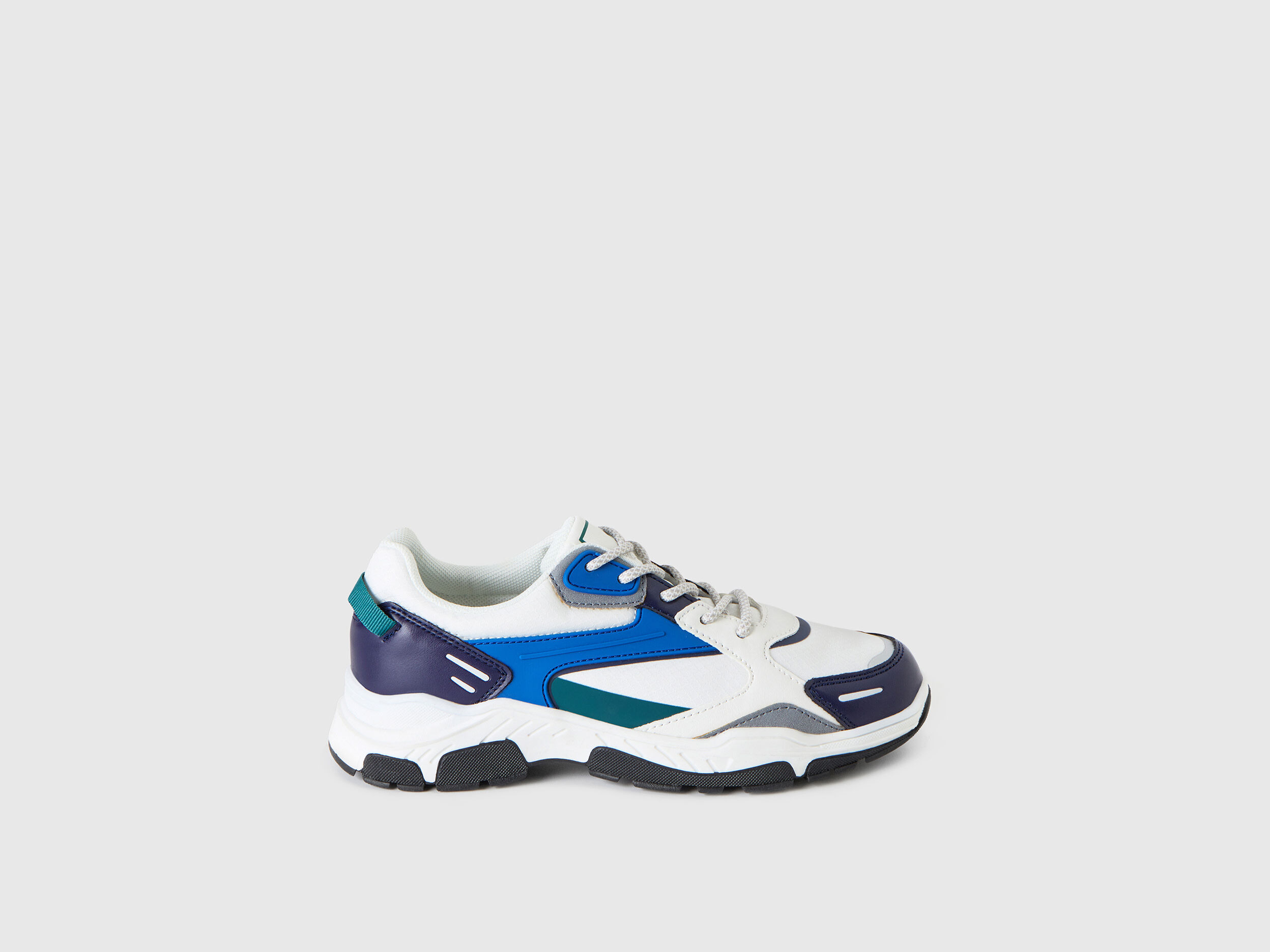 Ucb running shoes discount