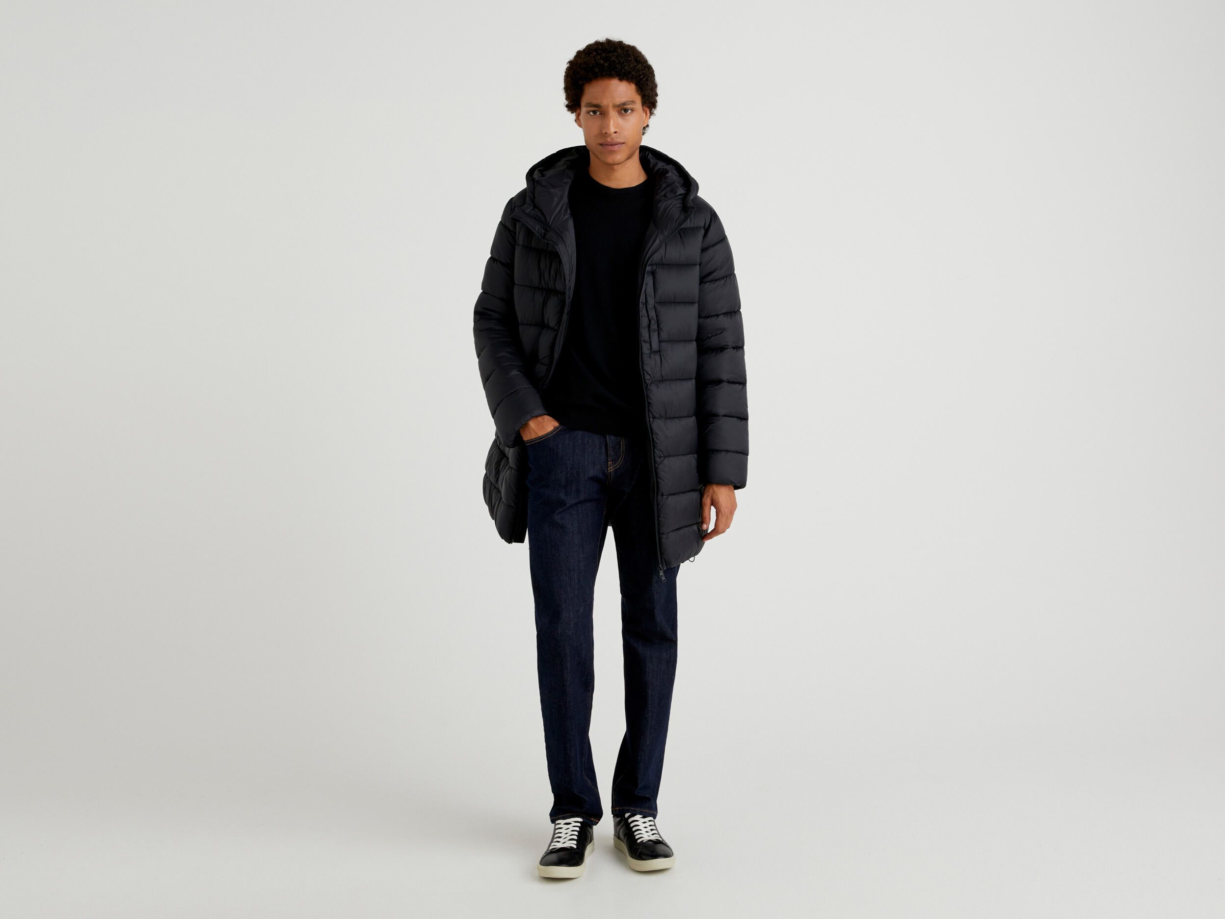 Long store nylon jacket