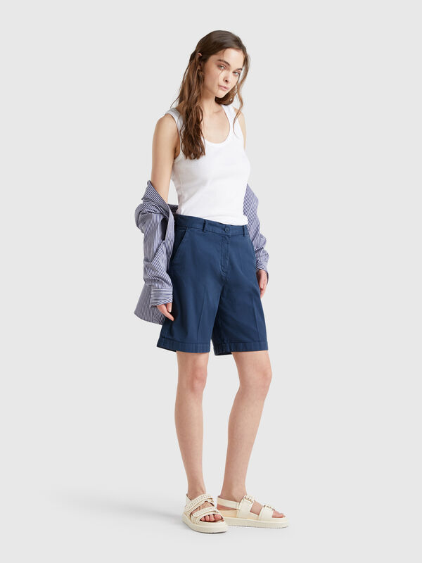 Bermudas with cuff in stretch cotton Women