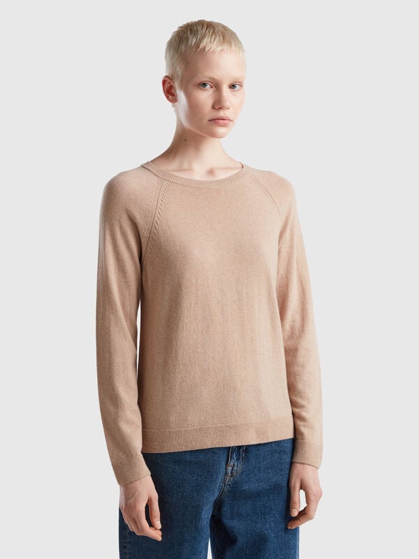 Camel crew neck sweater in cashmere and wool blend Women